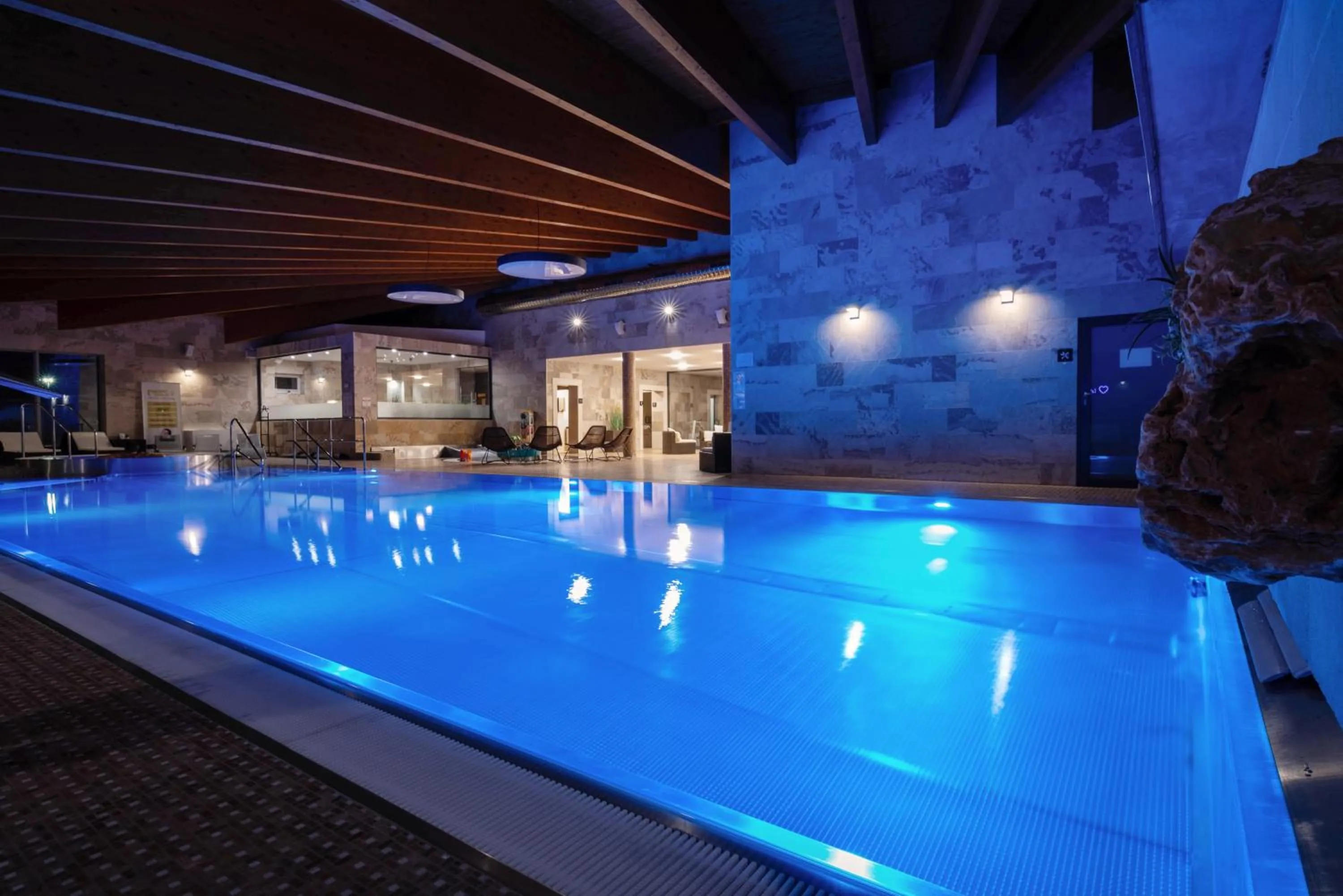 Swimming pool in Village Resort Hanuliak