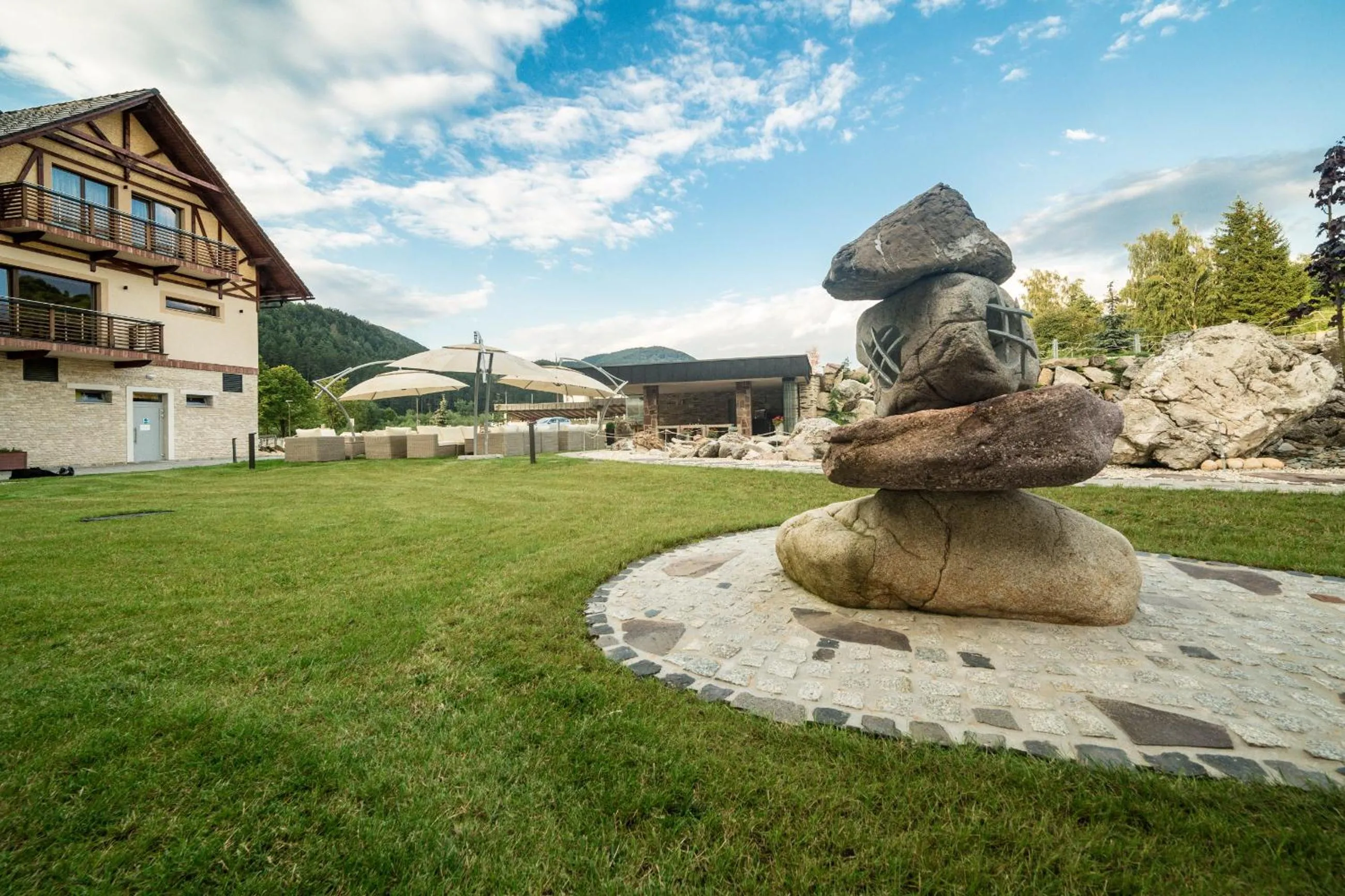 BBQ facilities in Village Resort Hanuliak