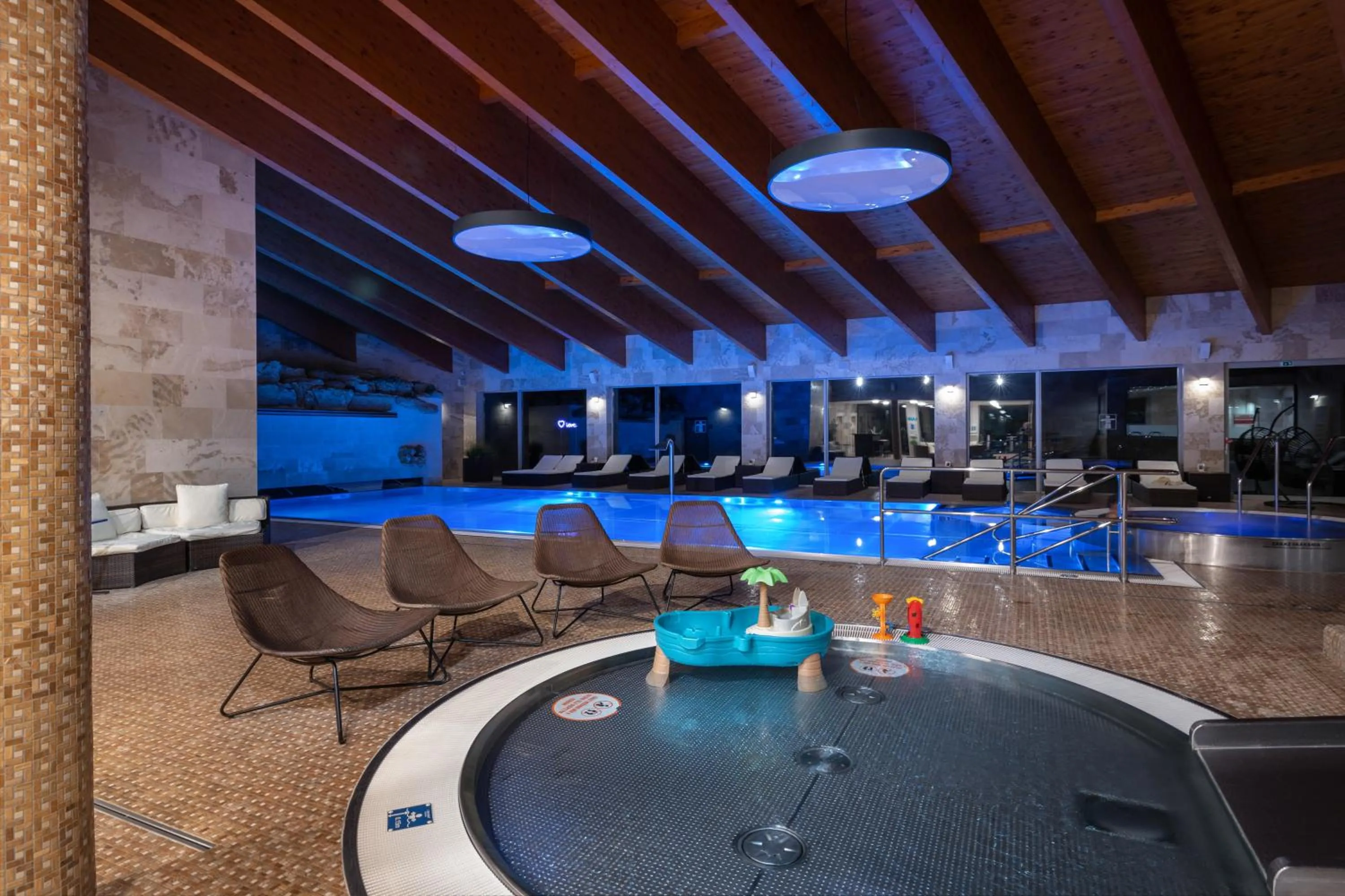 Swimming pool in Village Resort Hanuliak