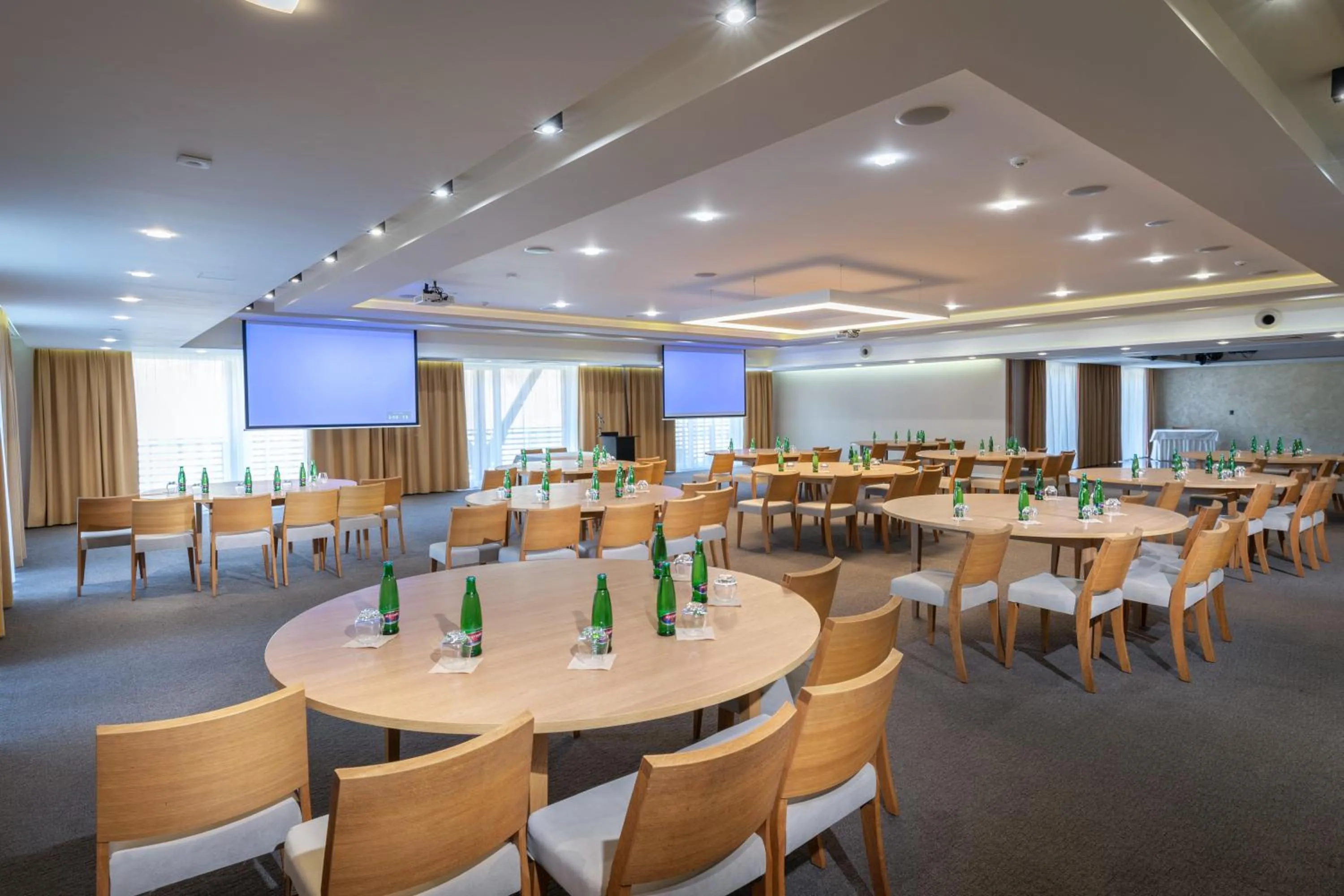 Meeting/conference room in Village Resort Hanuliak