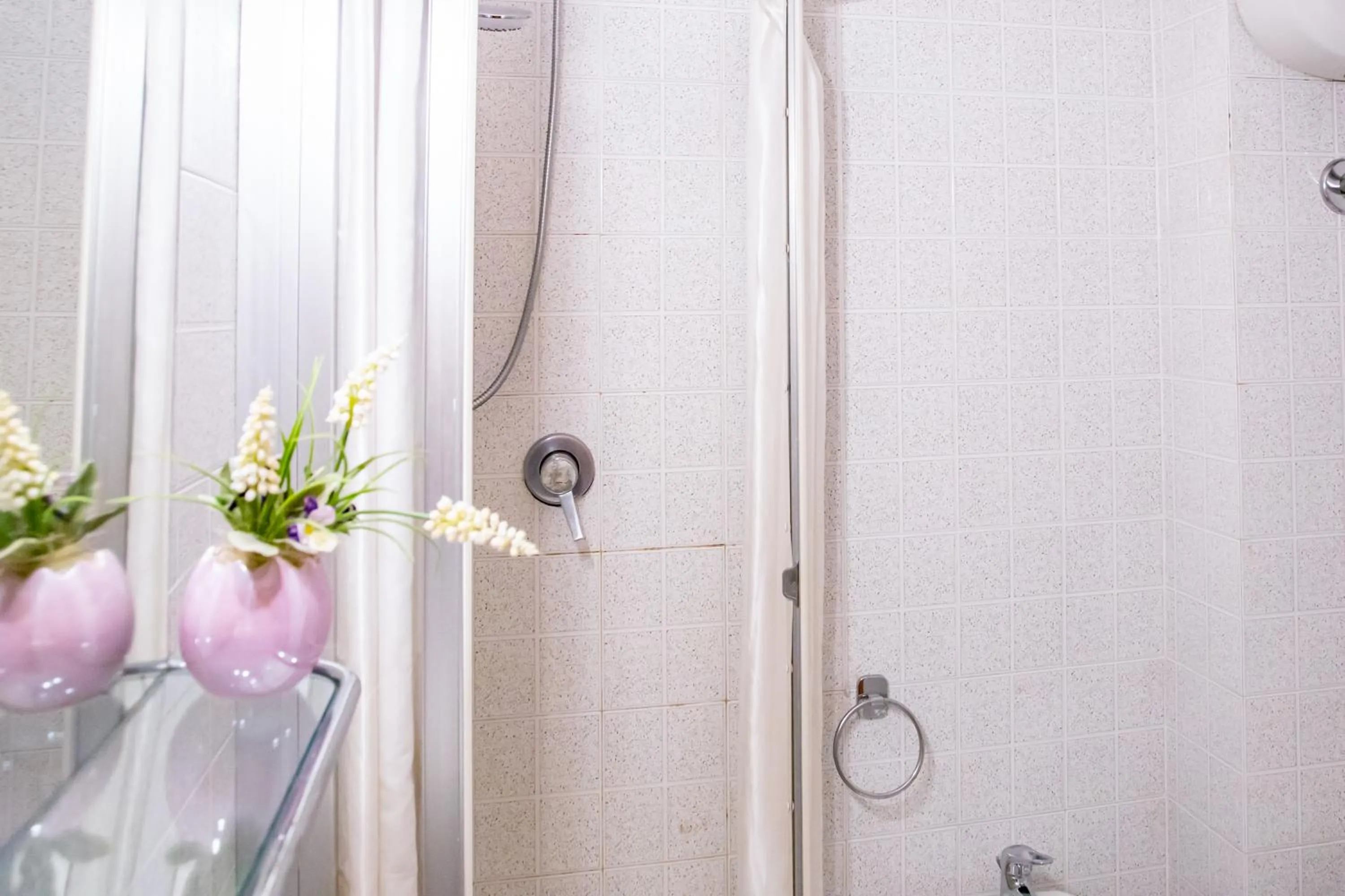 Shower in Residence Buganvillea