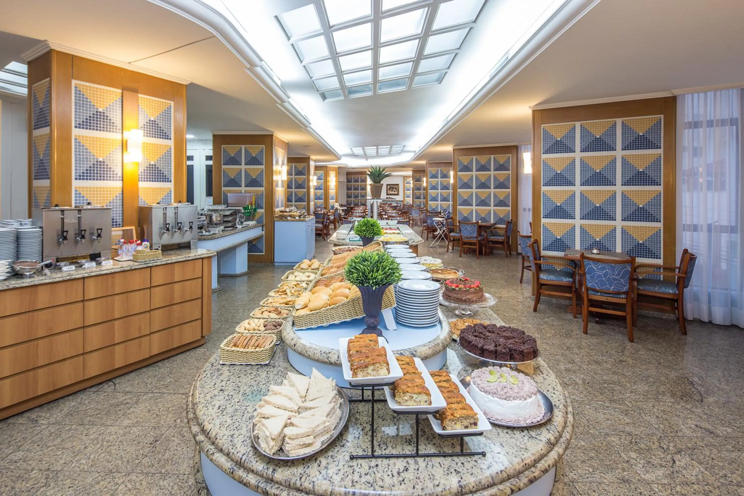 Breakfast in Hotel D'sintra