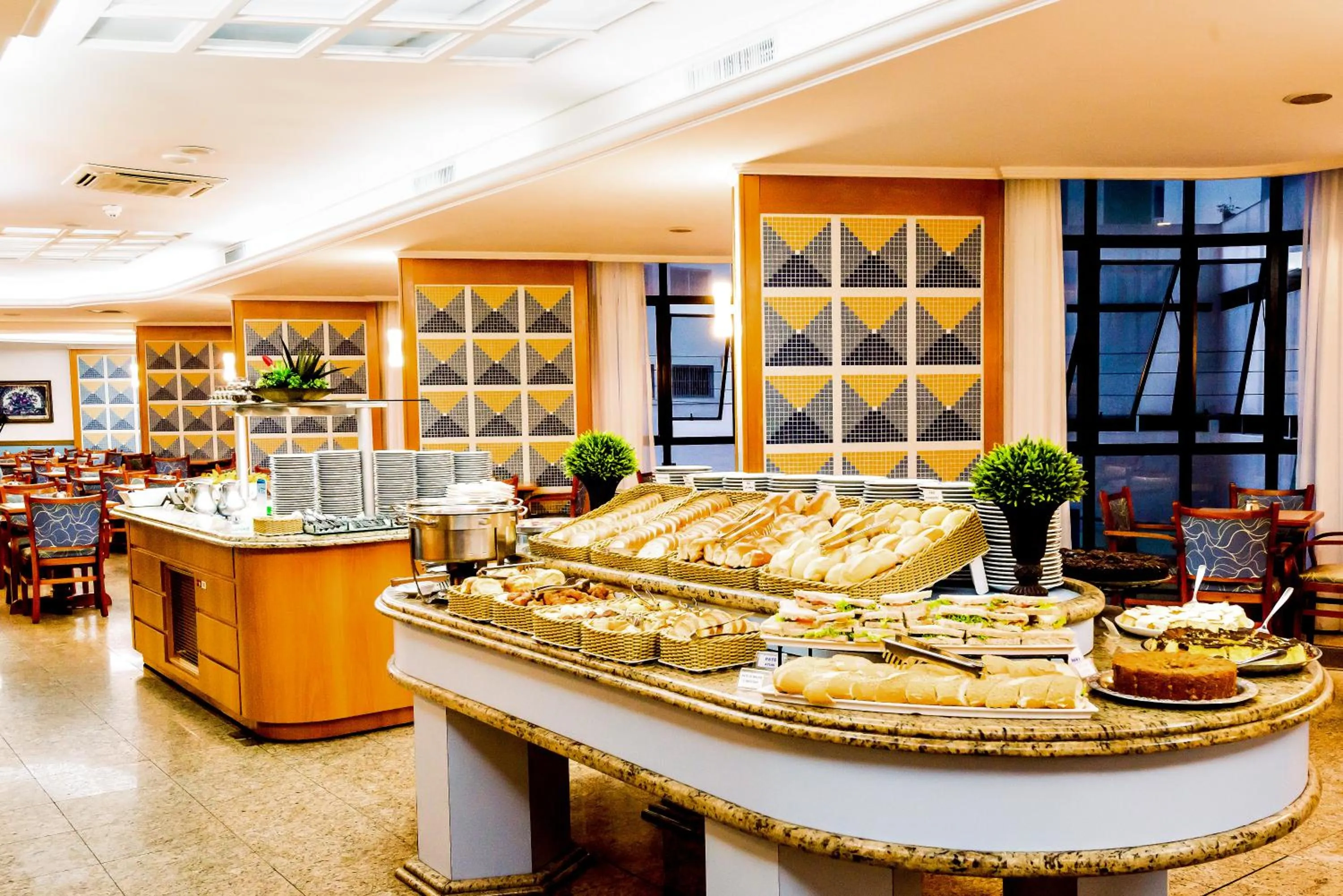 Buffet breakfast in Hotel D'sintra