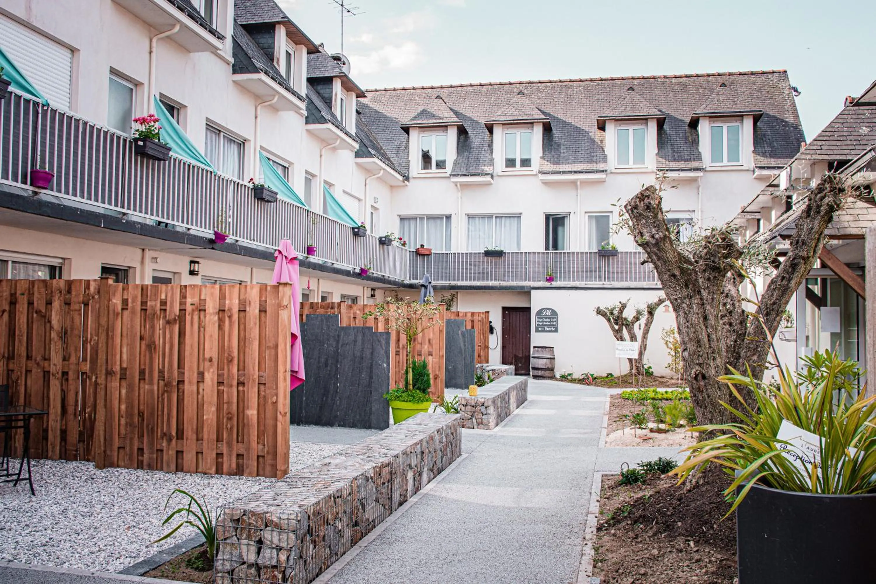 Patio in L'Auberg'ine - Maison Glenn Anna