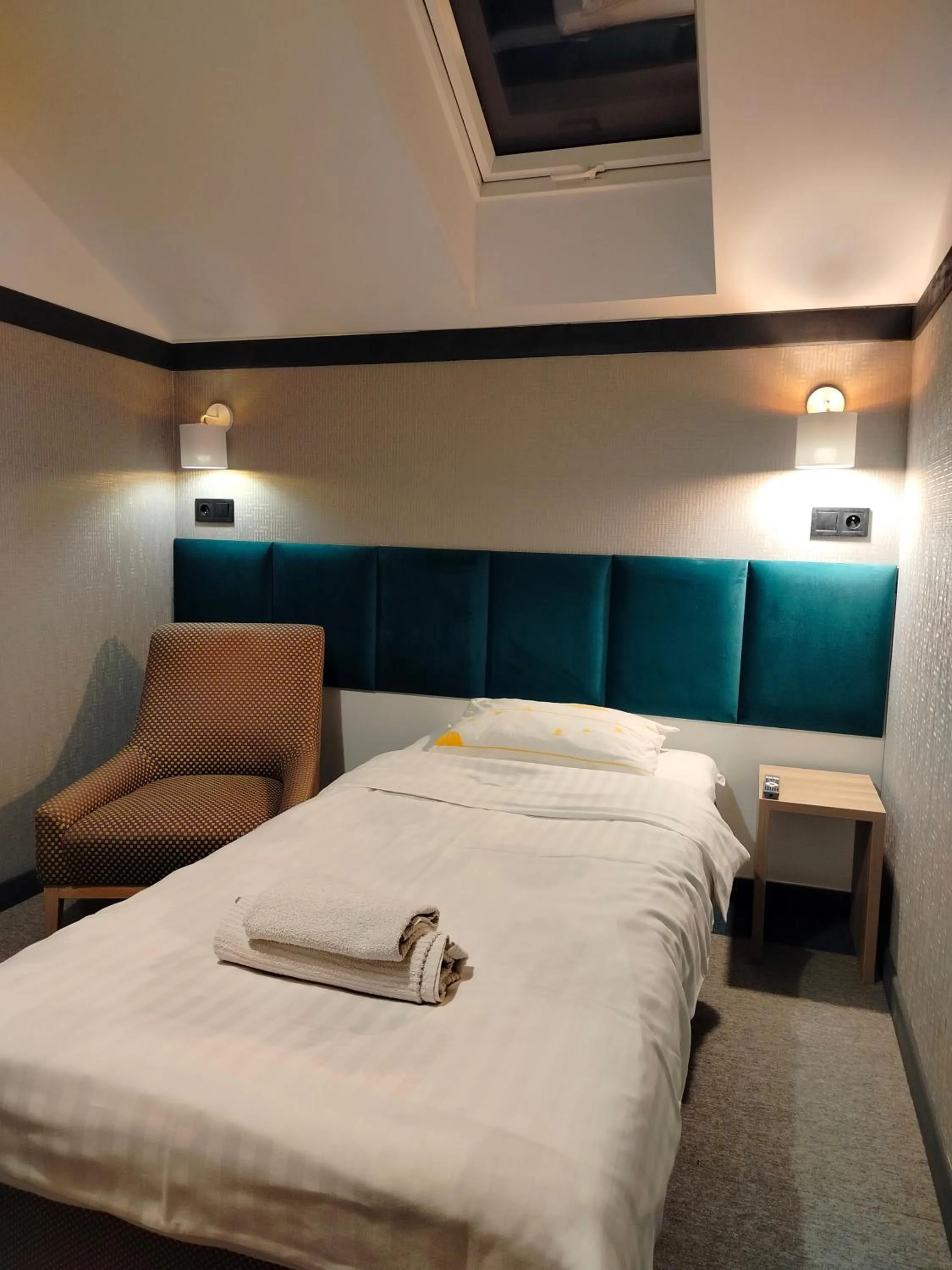 furniture, Bed in Hotelik Krakowiak