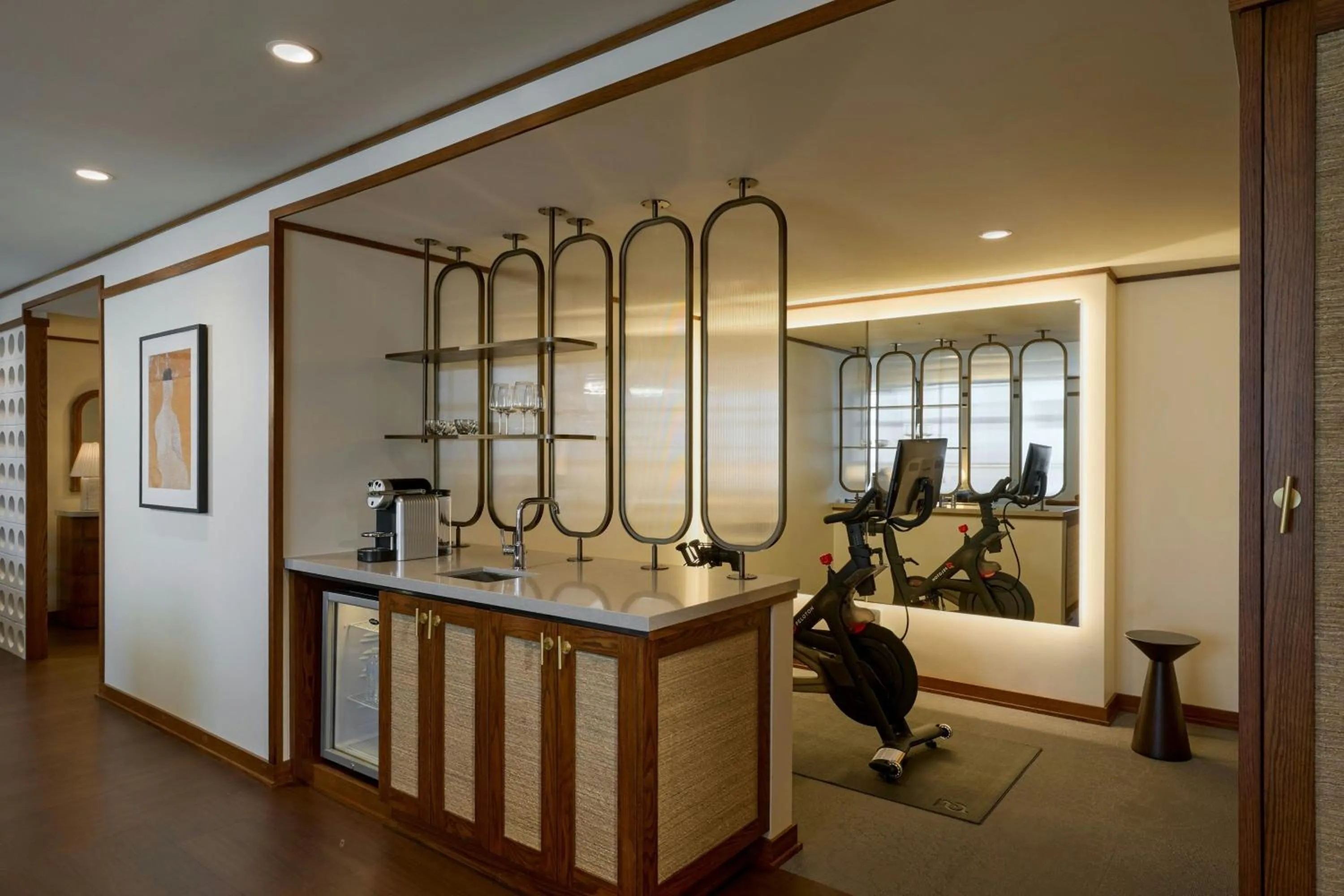 Photo of the whole room in The Westin Detroit Metropolitan Airport