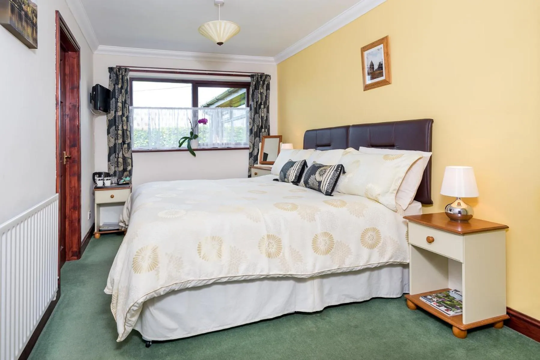 Bed in B&B Meadow View