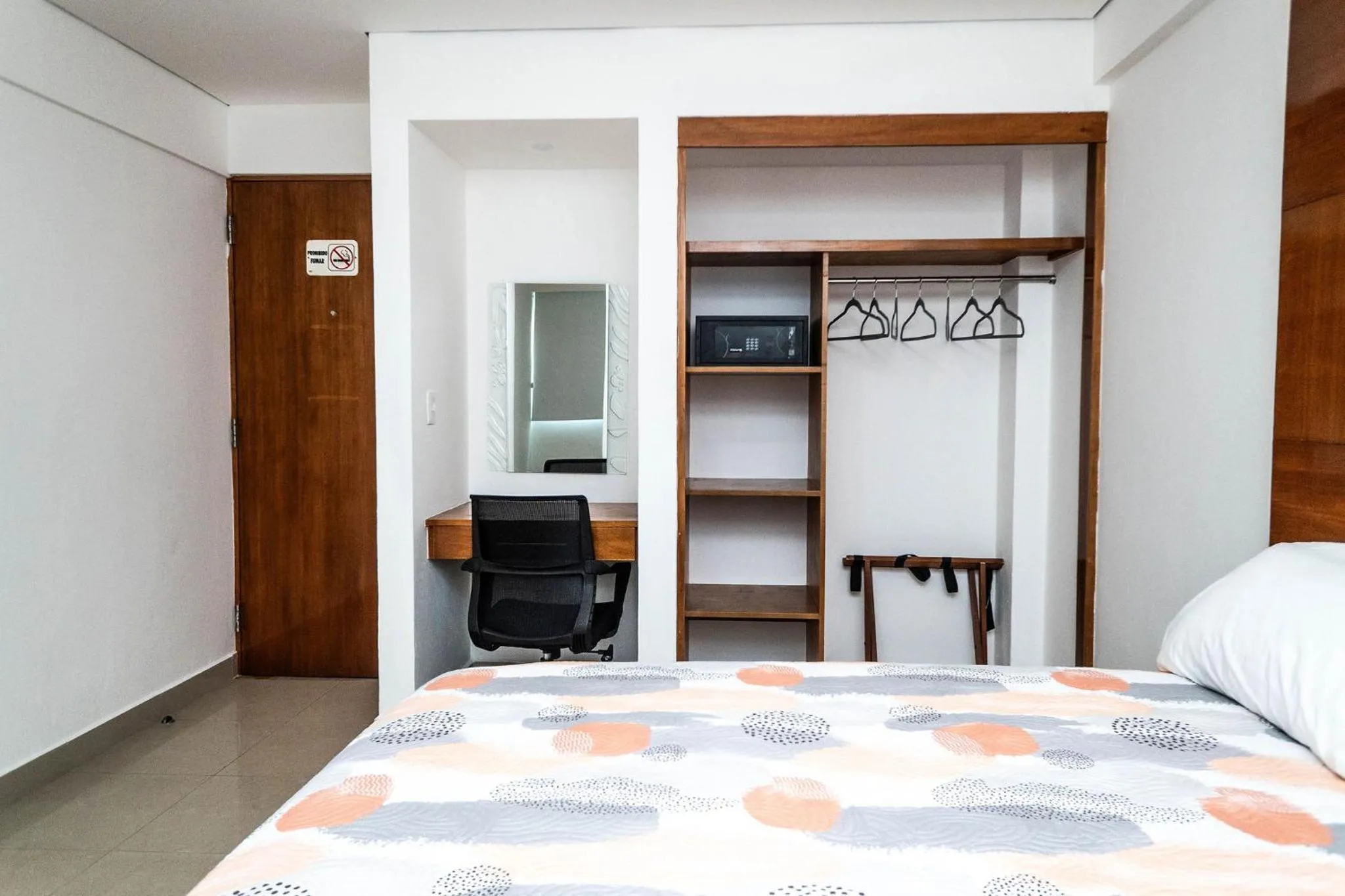 Bed in Hotel Suites Gaby