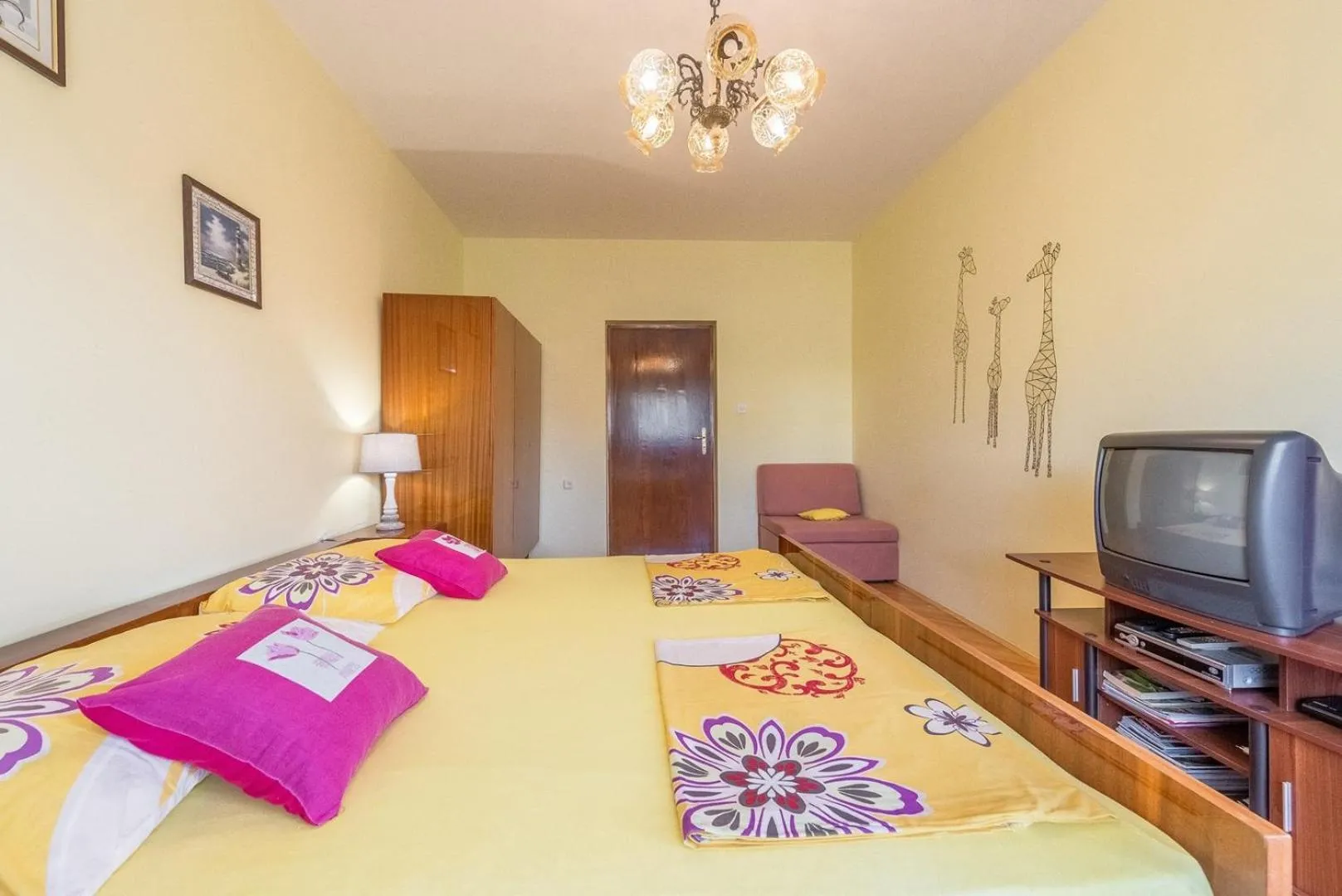 Bed in Apartments Kostović