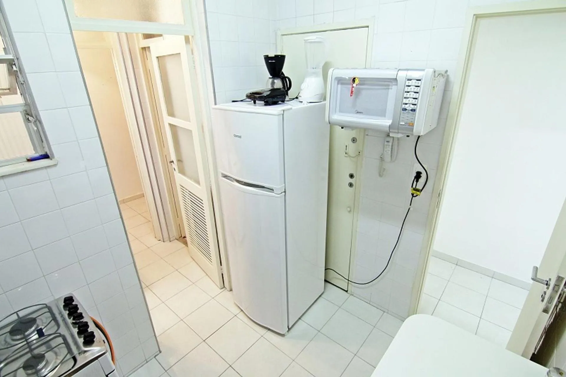 Kitchen or kitchenette in Rio Spot Homes Leblon D026