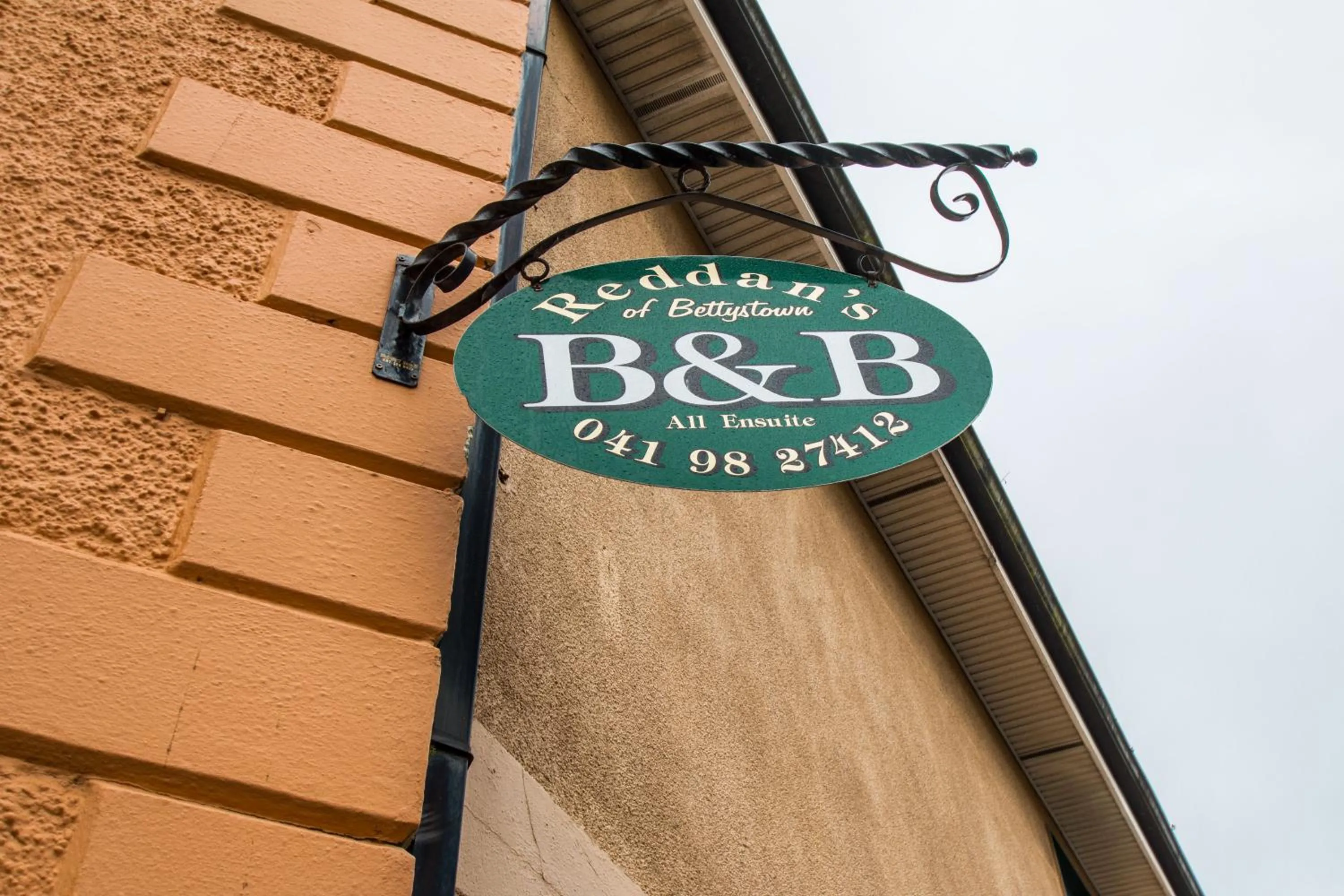 Property building in Reddans of Bettystown Luxury Bed & Breakfast, Restaurant and Bar