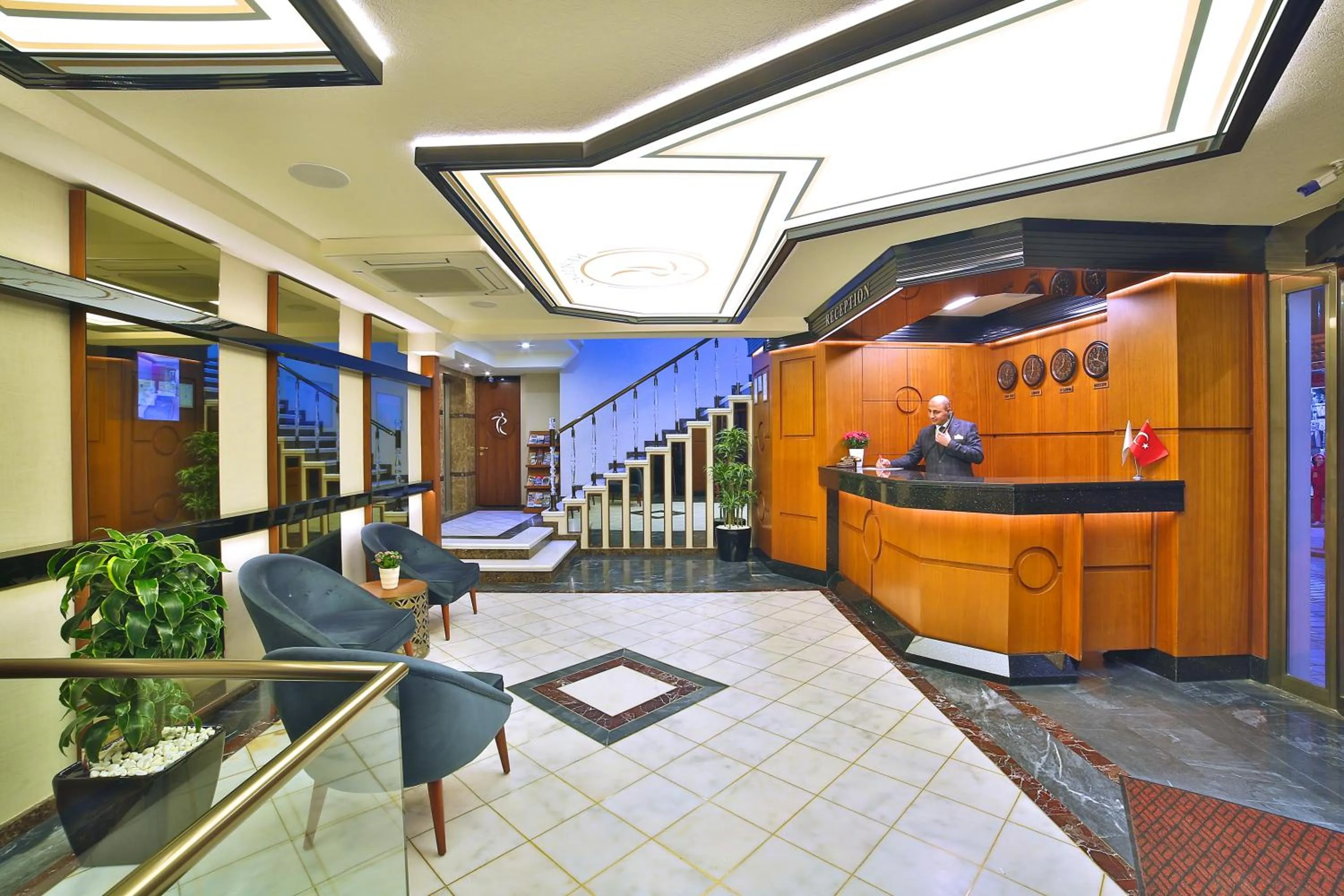 Lobby or reception in Hotel Resitpasa Istanbul