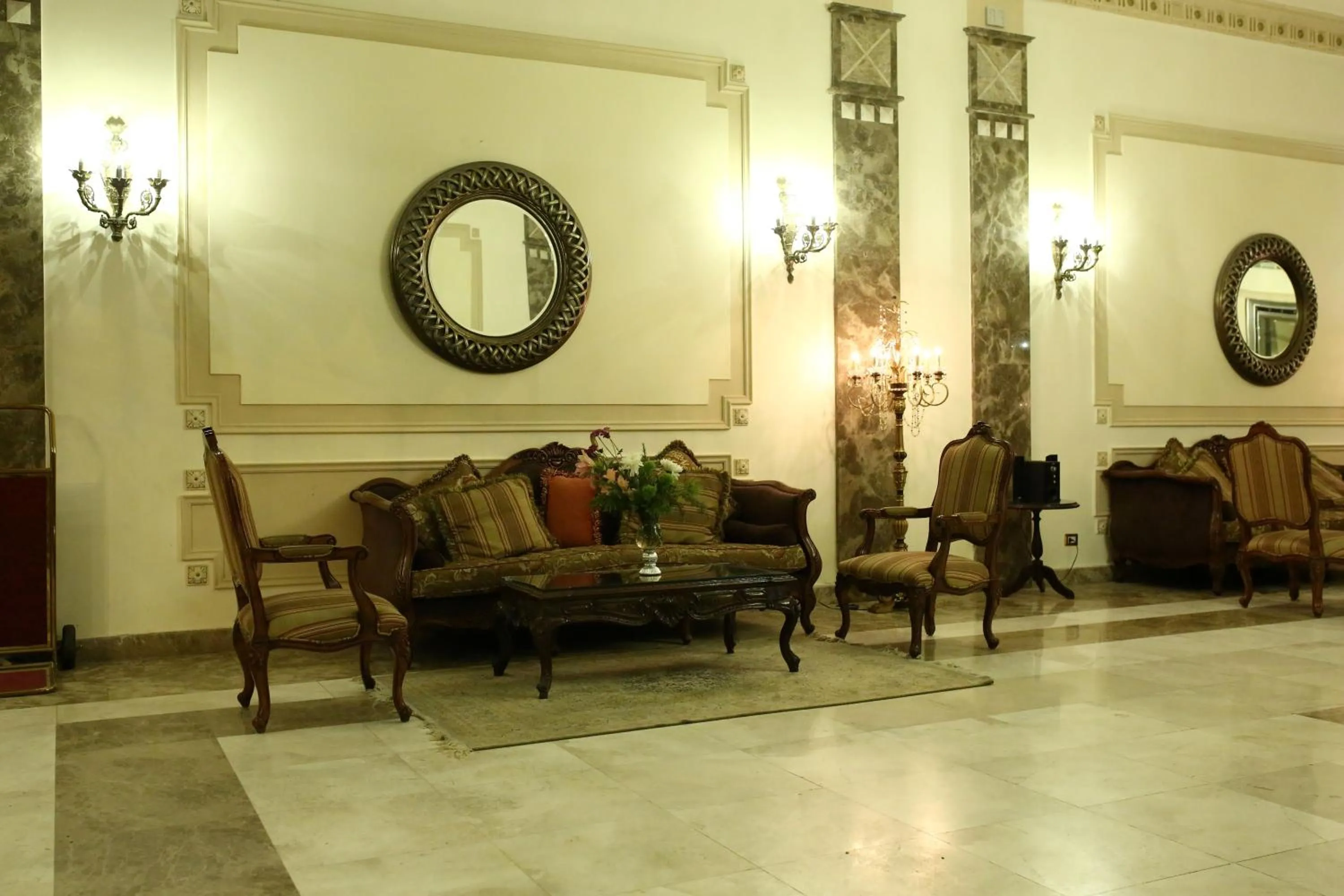 Lobby or reception in Paradise Inn Beach Resort