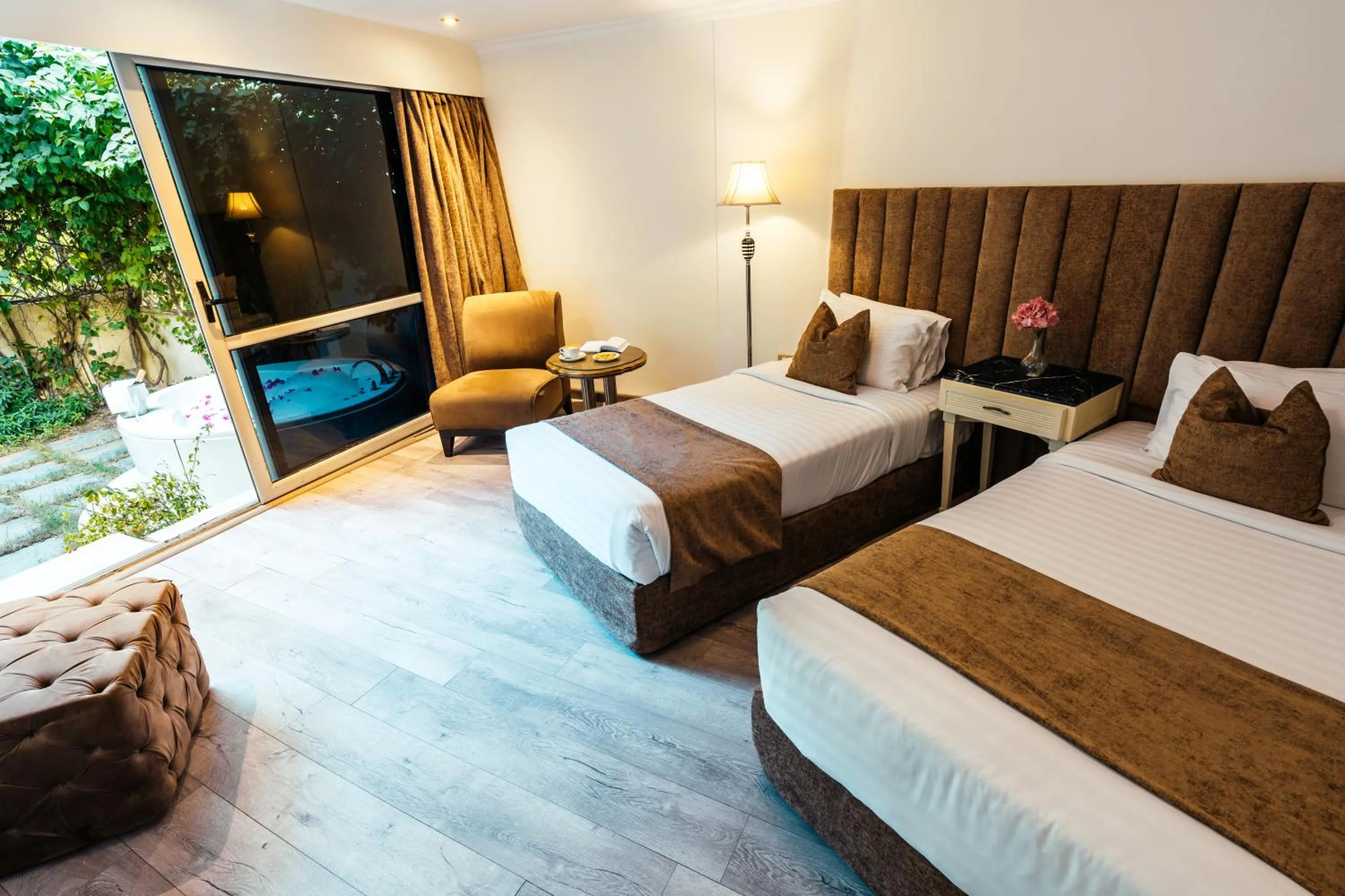 Photo of the whole room, Bed in Paradise Inn Beach Resort