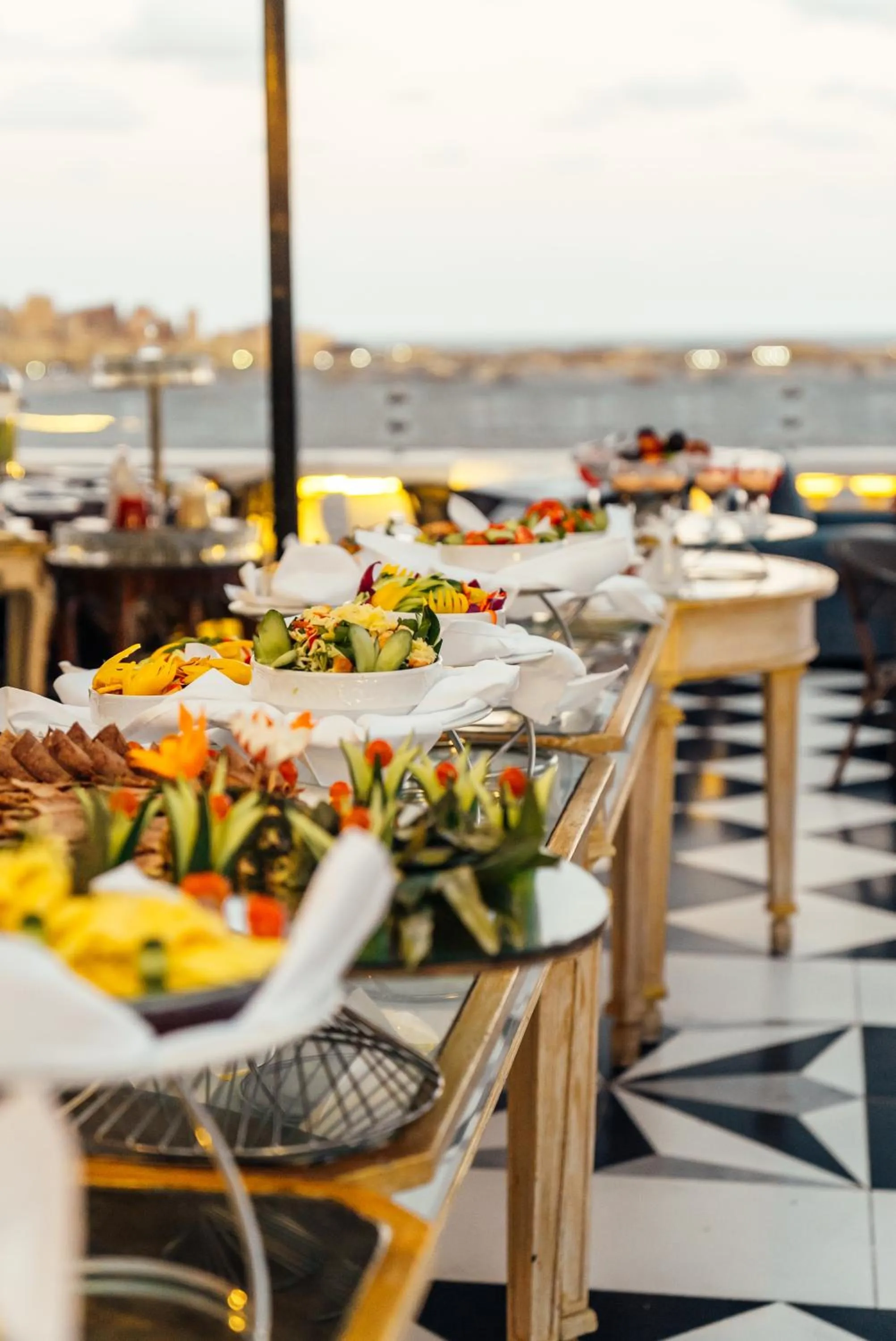 Restaurant/places to eat in Le Metropole Luxury Heritage Hotel Since 1902 by Paradise Inn Group