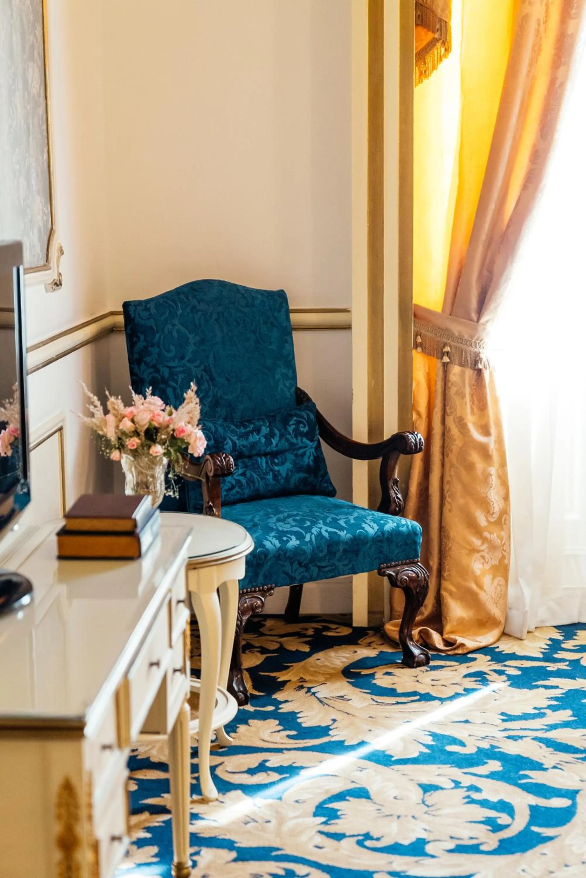 Decorative detail in Le Metropole Luxury Heritage Hotel Since 1902 by Paradise Inn Group