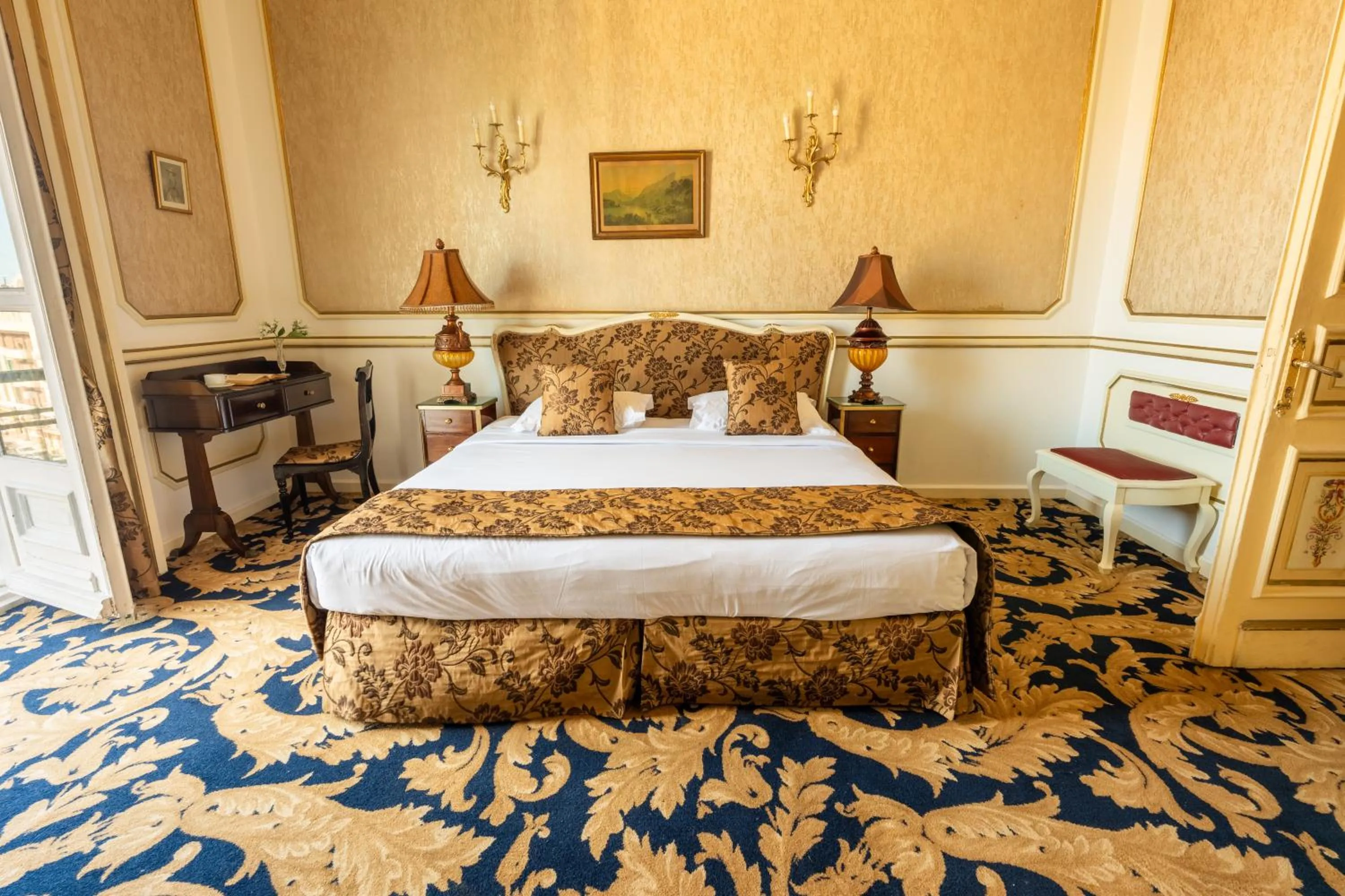 Bedroom, Bed in Le Metropole Luxury Heritage Hotel Since 1902 by Paradise Inn Group
