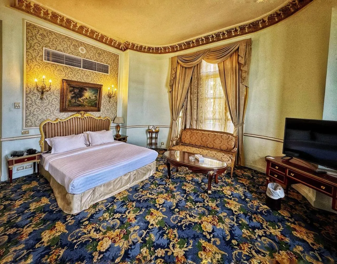 Bedroom, Bed in Windsor Palace Luxury Heritage Hotel Since 1906 by Paradise Inn Group