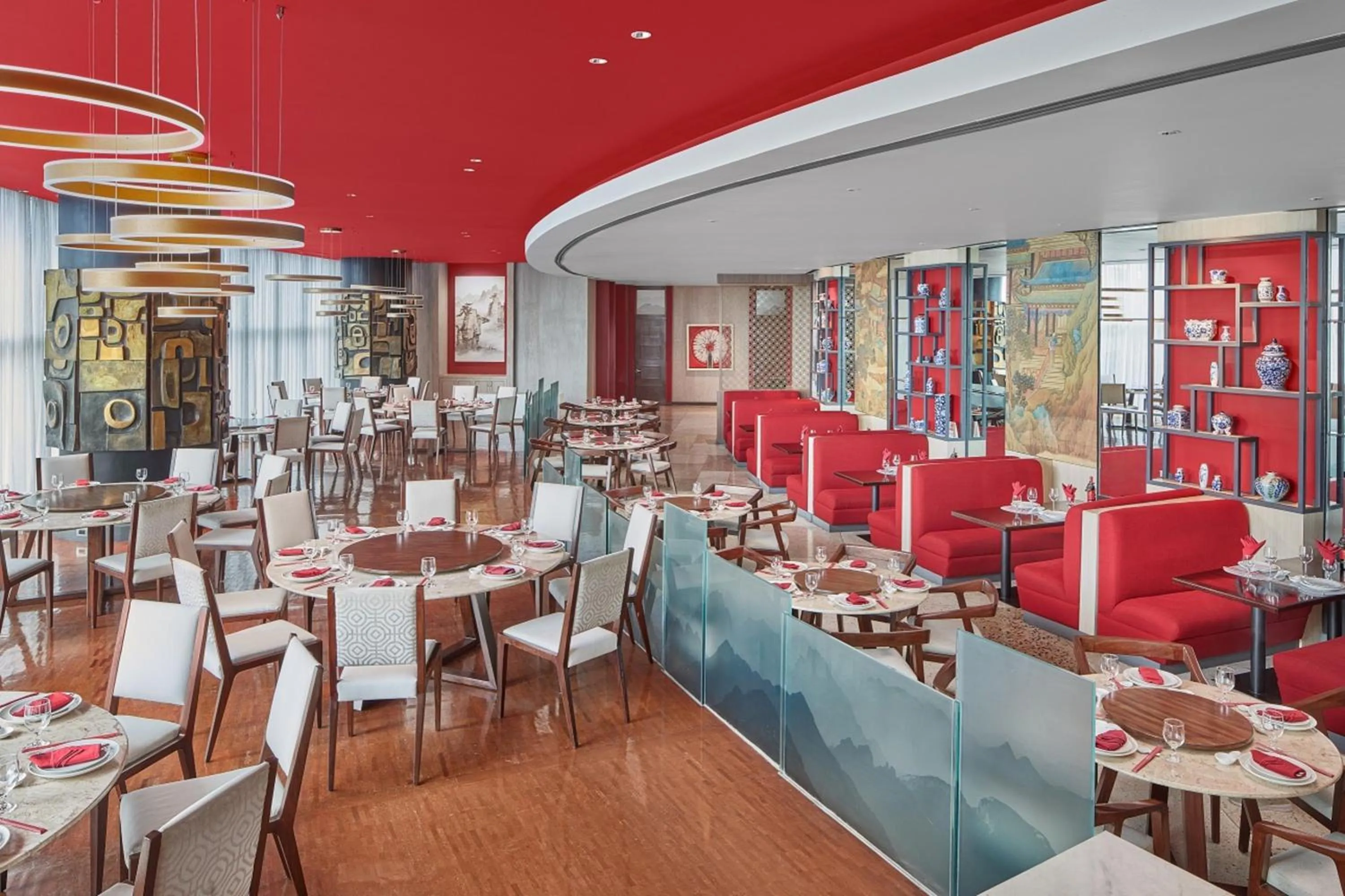 Restaurant/places to eat in Holiday Inn & Suites Manila Galleria by IHG