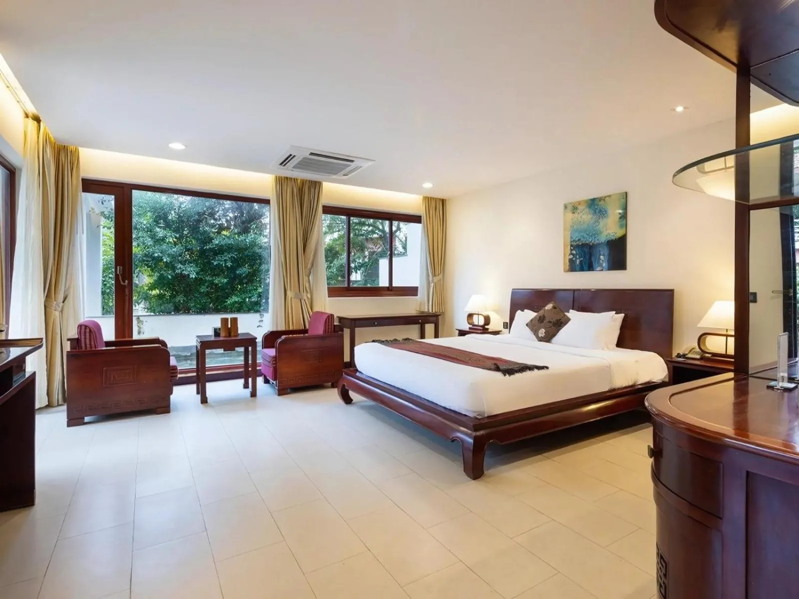 Bed in Victoria Phan Thiet Beach Resort & Spa