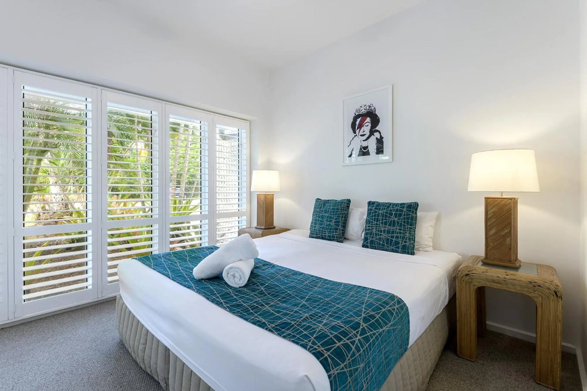 Bed in Balboa Apartments