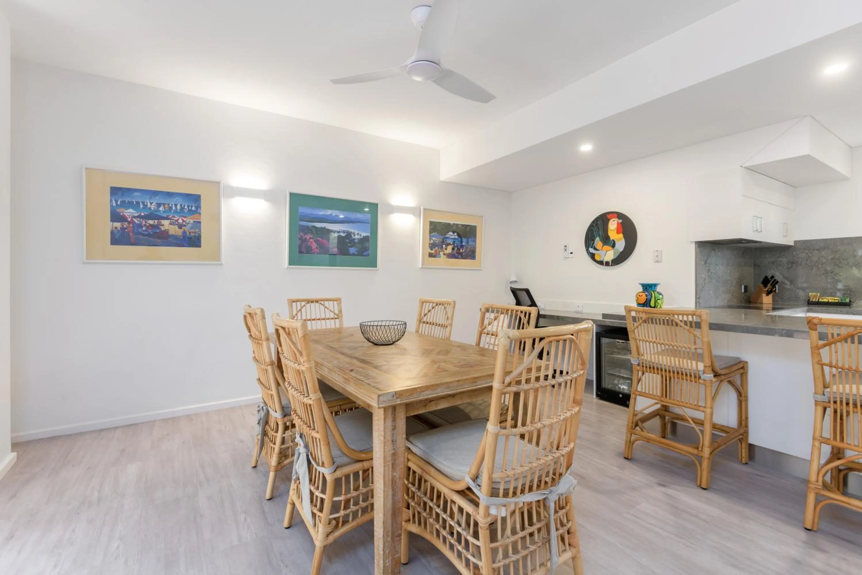 Dining area in Balboa Apartments