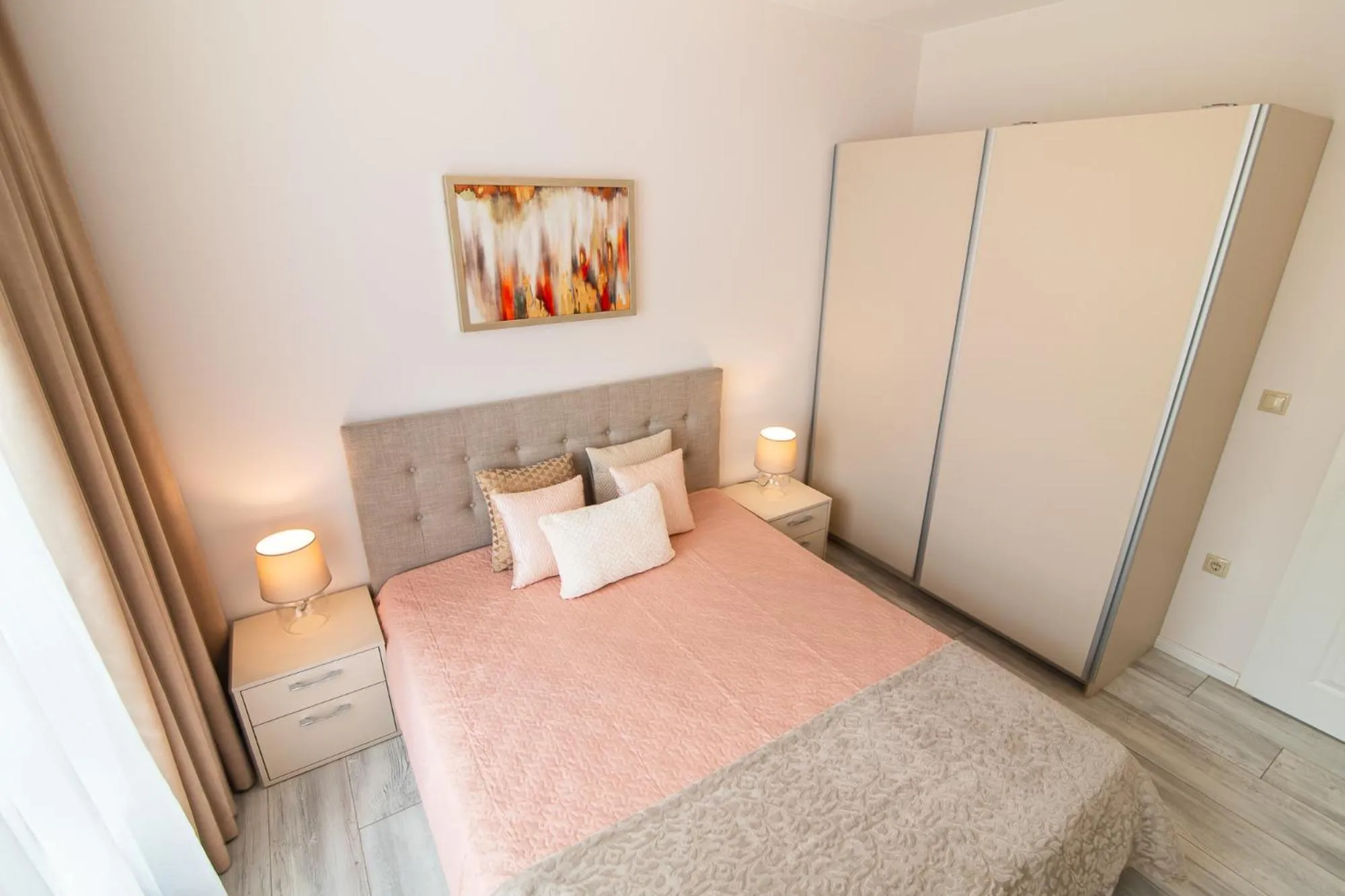 Bed in La Mer Residence