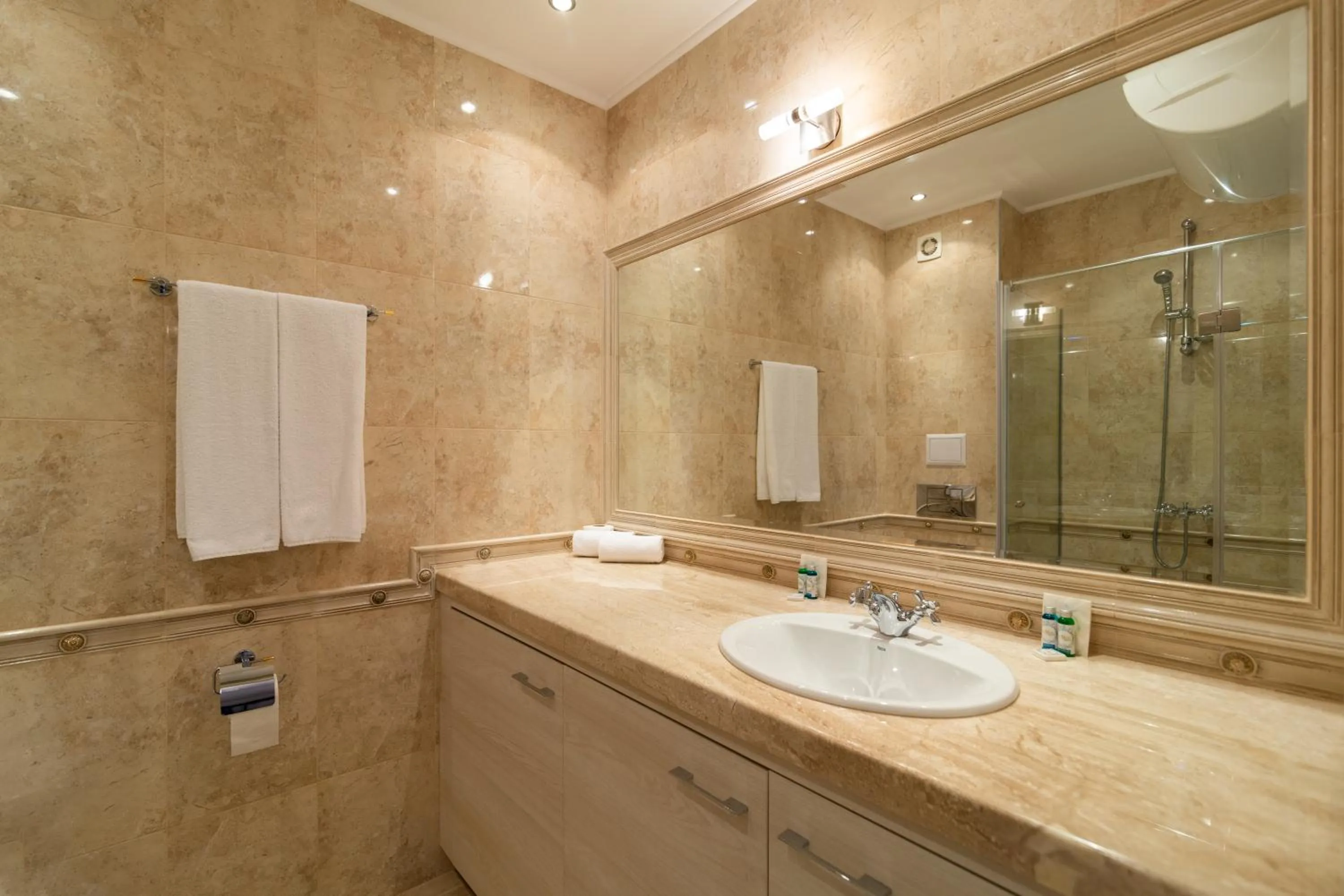 Bathroom in La Mer Residence