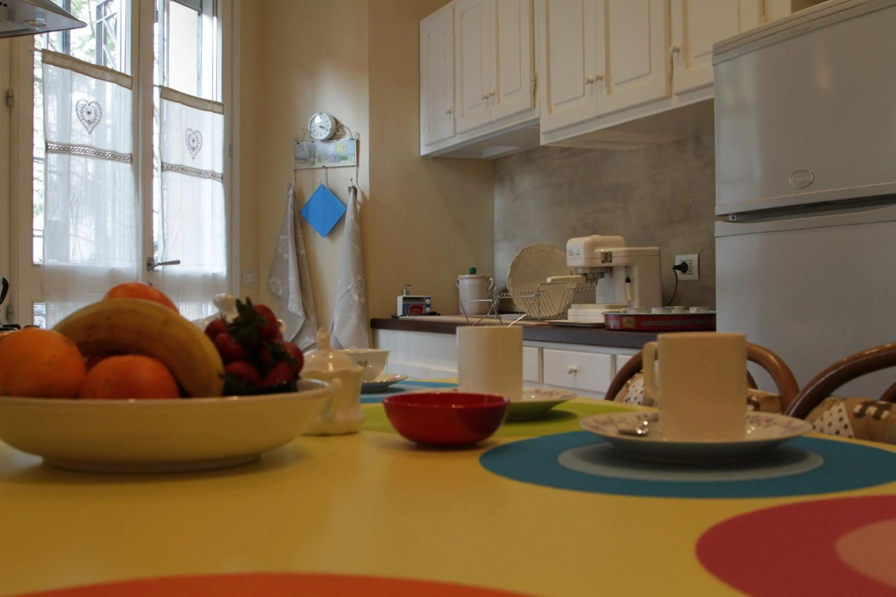 Communal kitchen in B&B I Propilei di San Girolamo