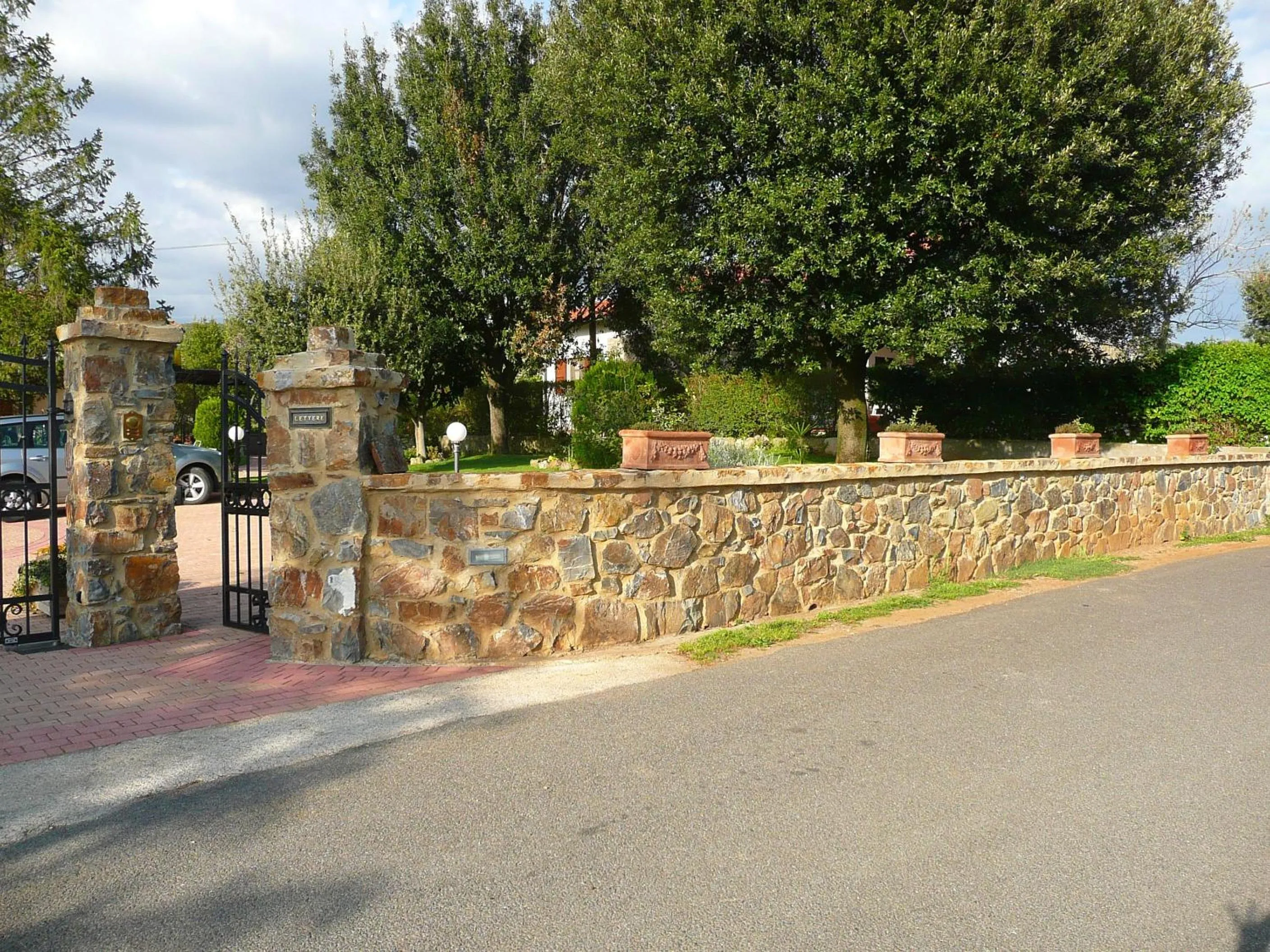 Street view in Tonini House