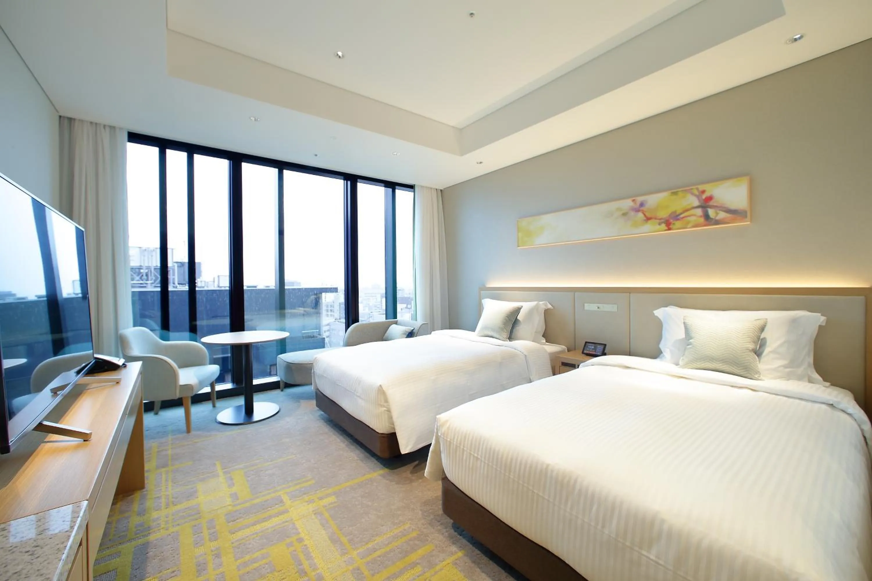 Photo of the whole room, Bed in Miyako Hotel Hakata