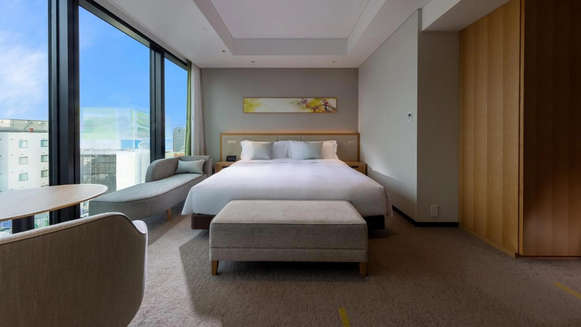 Photo of the whole room, Bed in Miyako Hotel Hakata