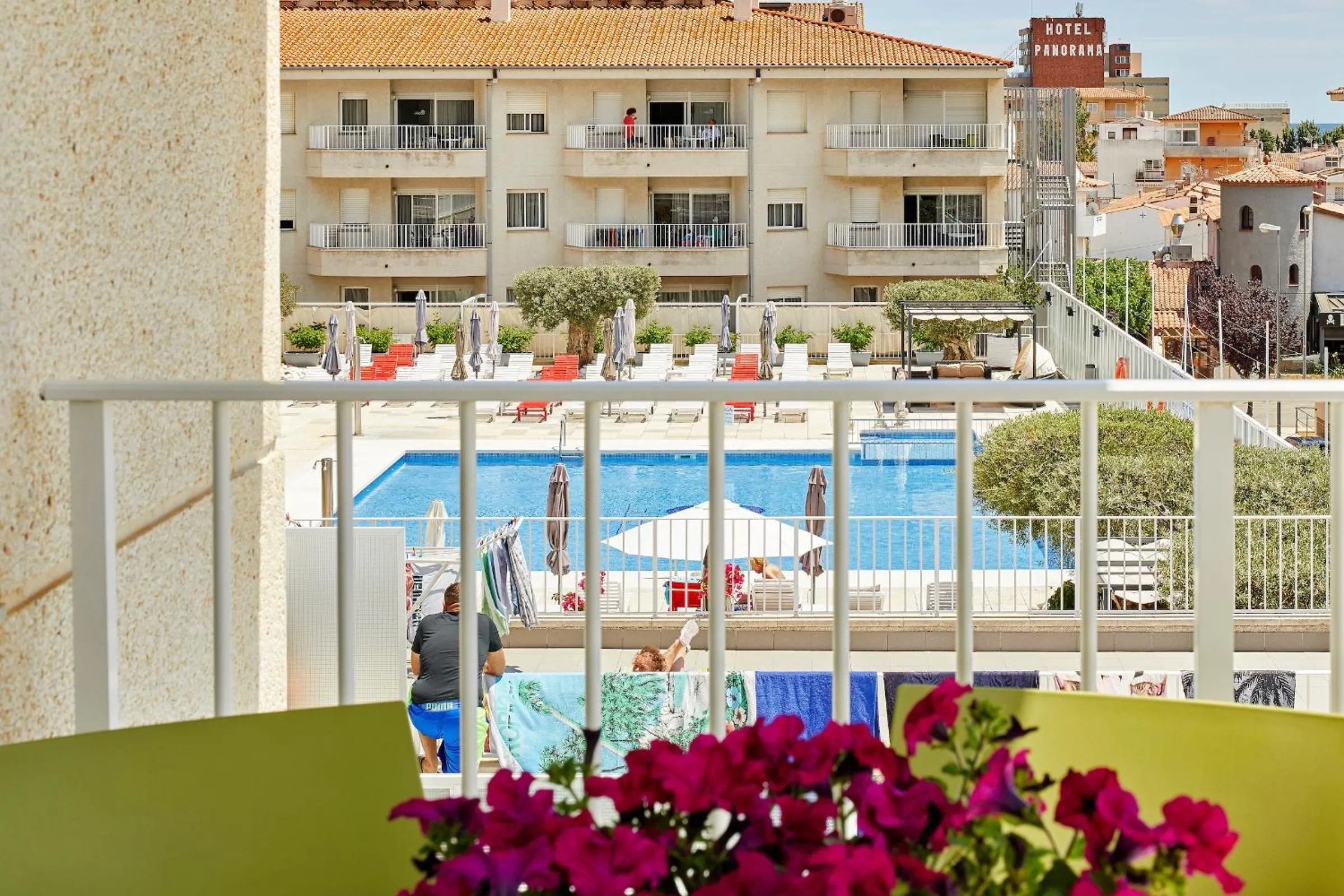 Apartamentos Centremar