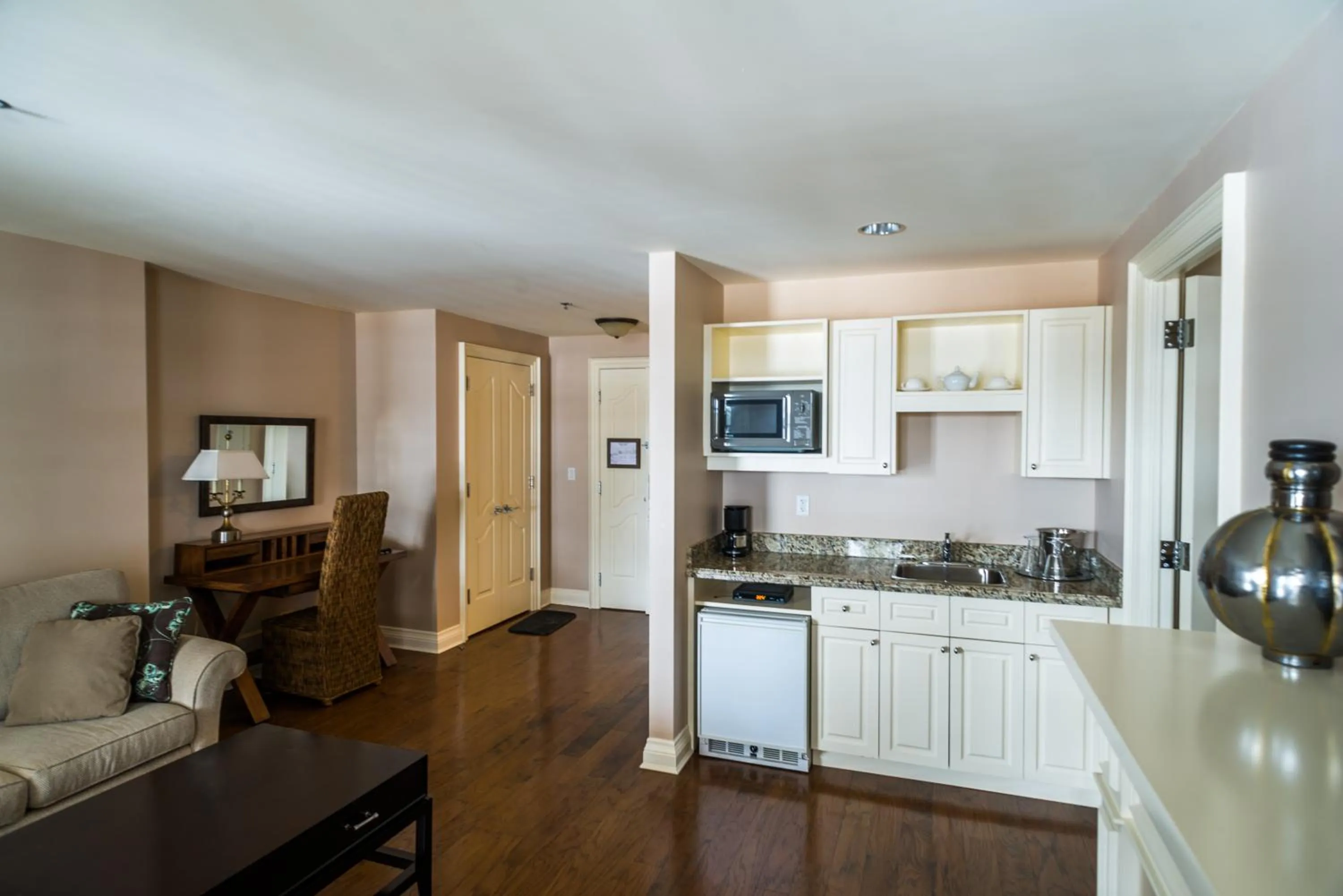 Kitchen or kitchenette in Rawley Resort, Spa & Marina