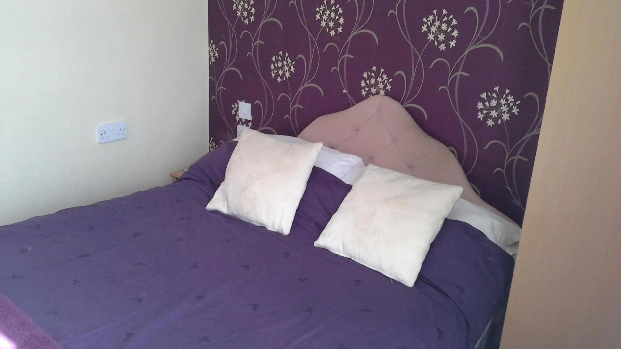 Bed in The Trafalgar