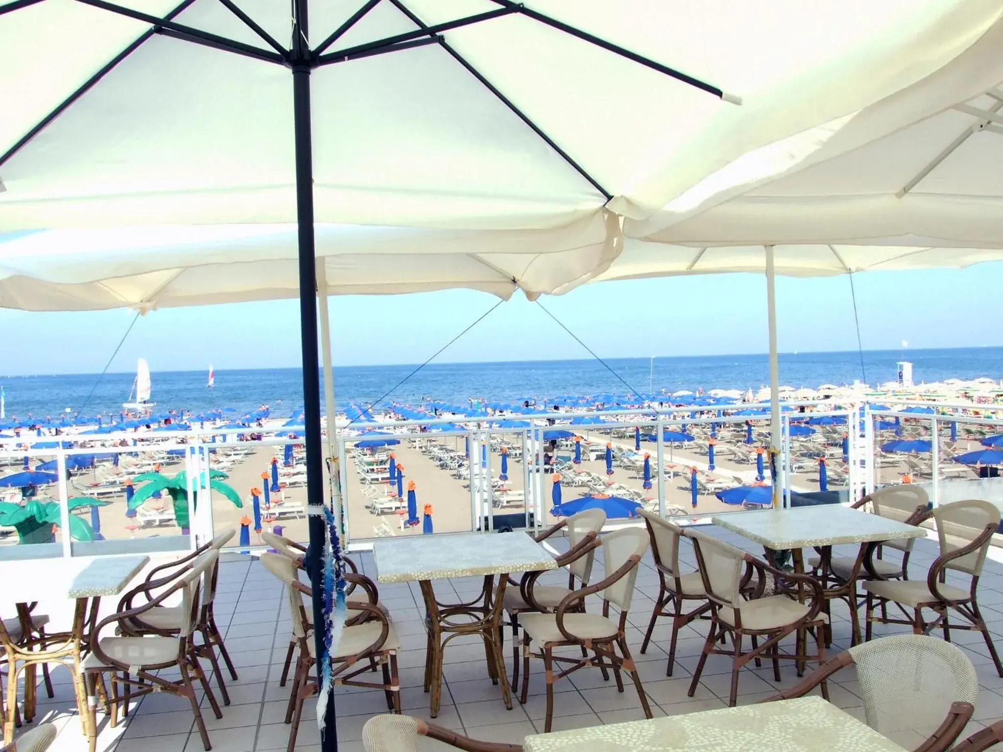 Beach, Restaurant/Places to Eat in Hotel Manuela