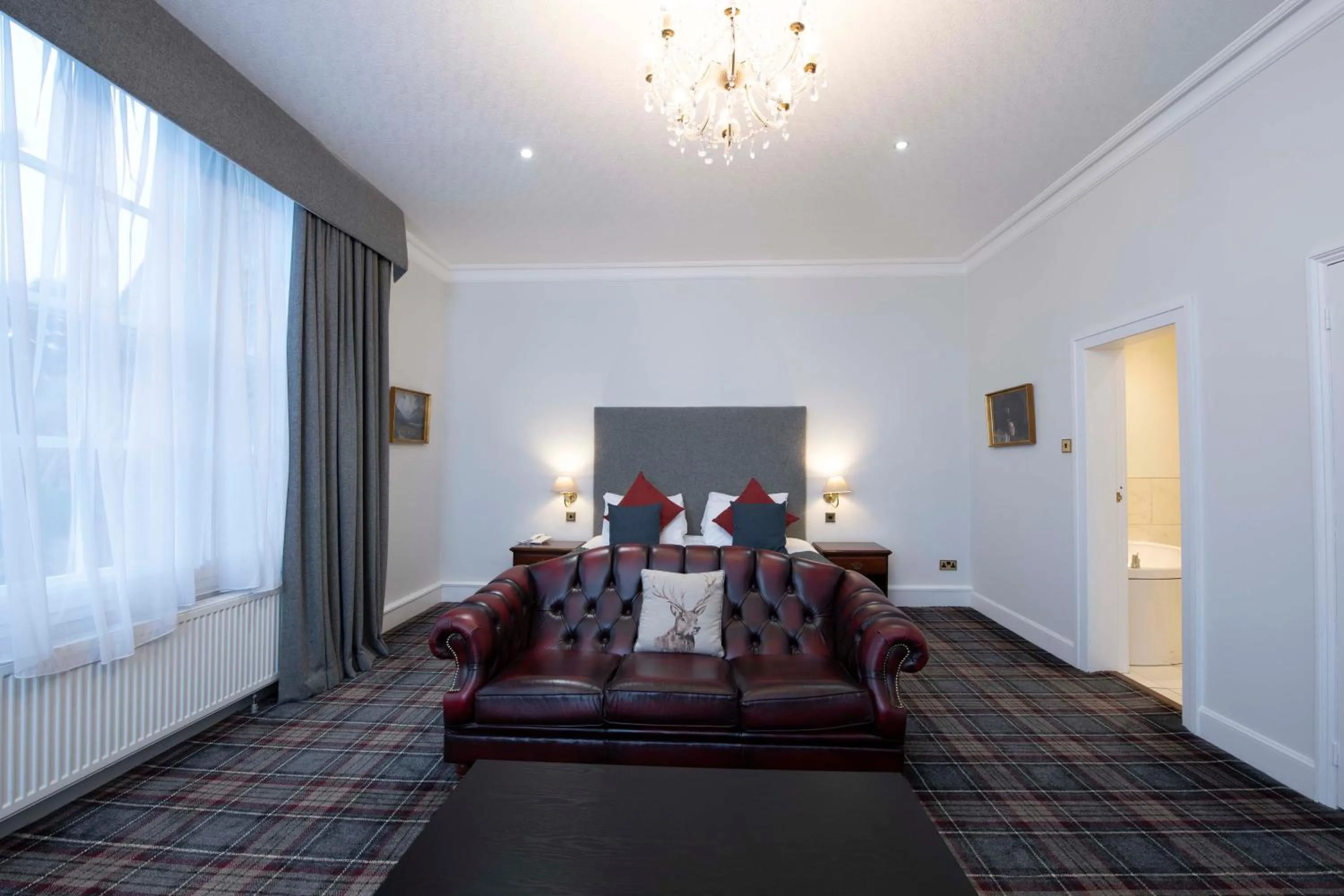 Continental breakfast in The Royal George Hotel