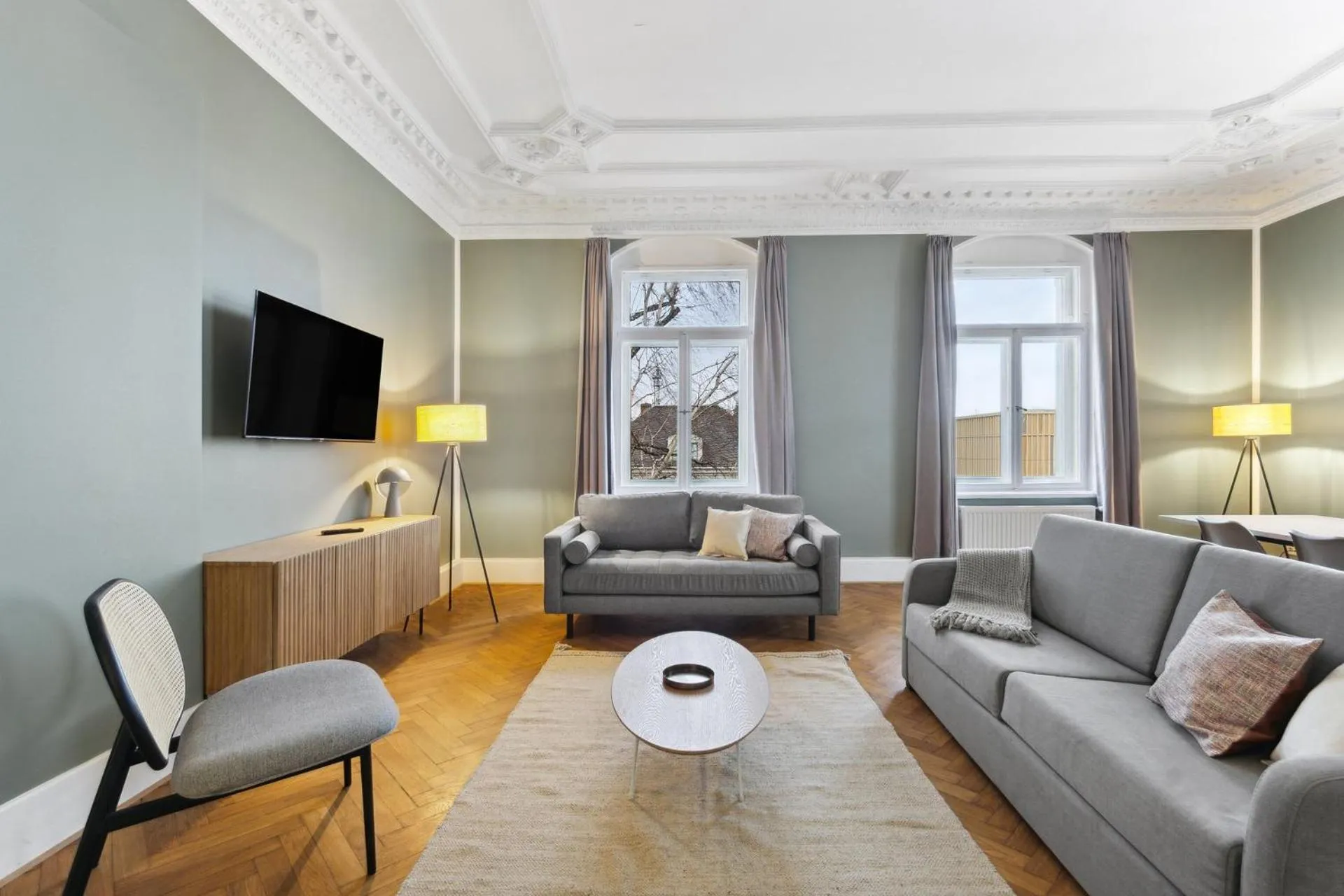 TV and multimedia in Limehome Dresden Antonstraße