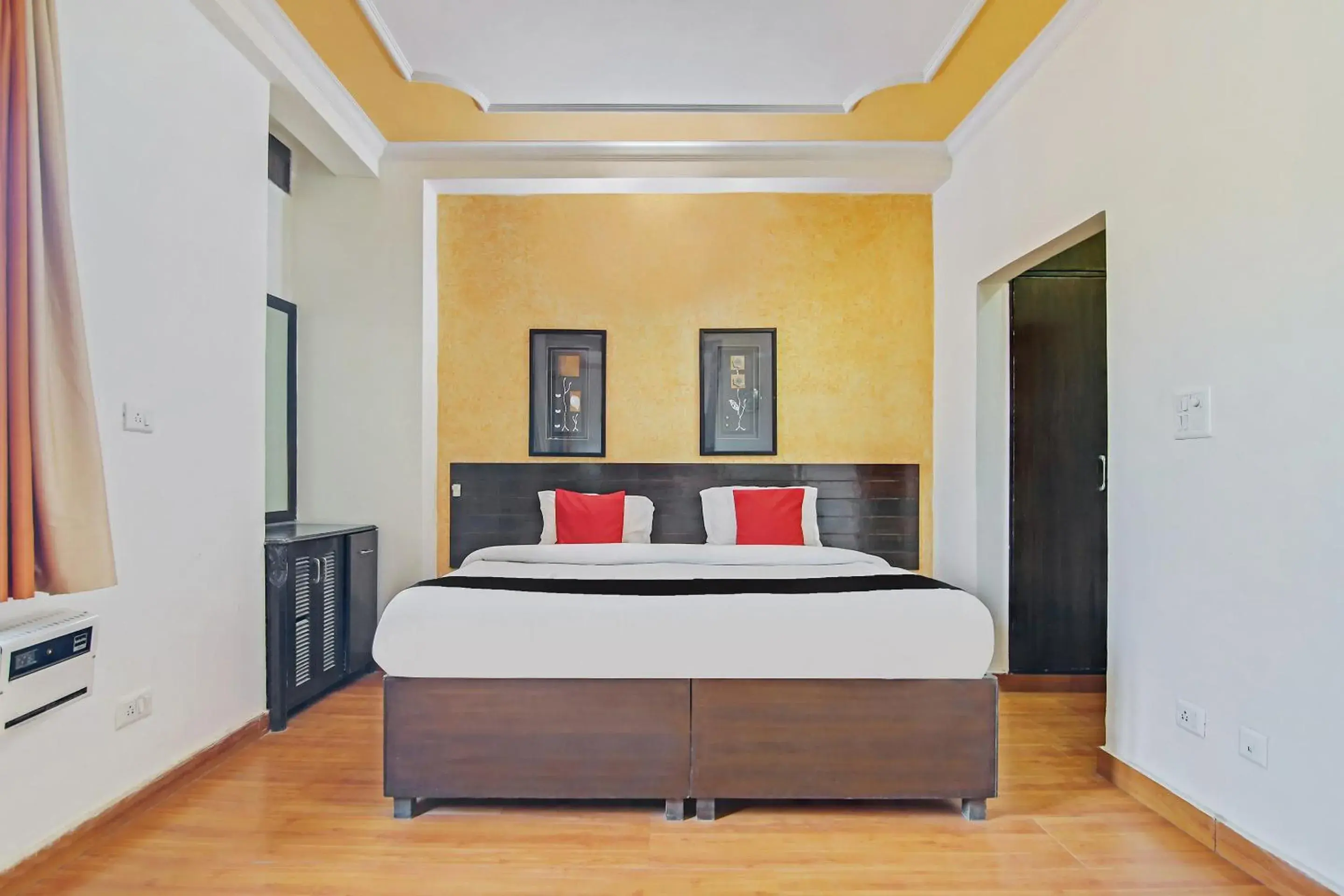 Capital O Tipsyy Near Aravali Biodiversity Park Capital O Tipsyy Near Aravali Biodiversity Park