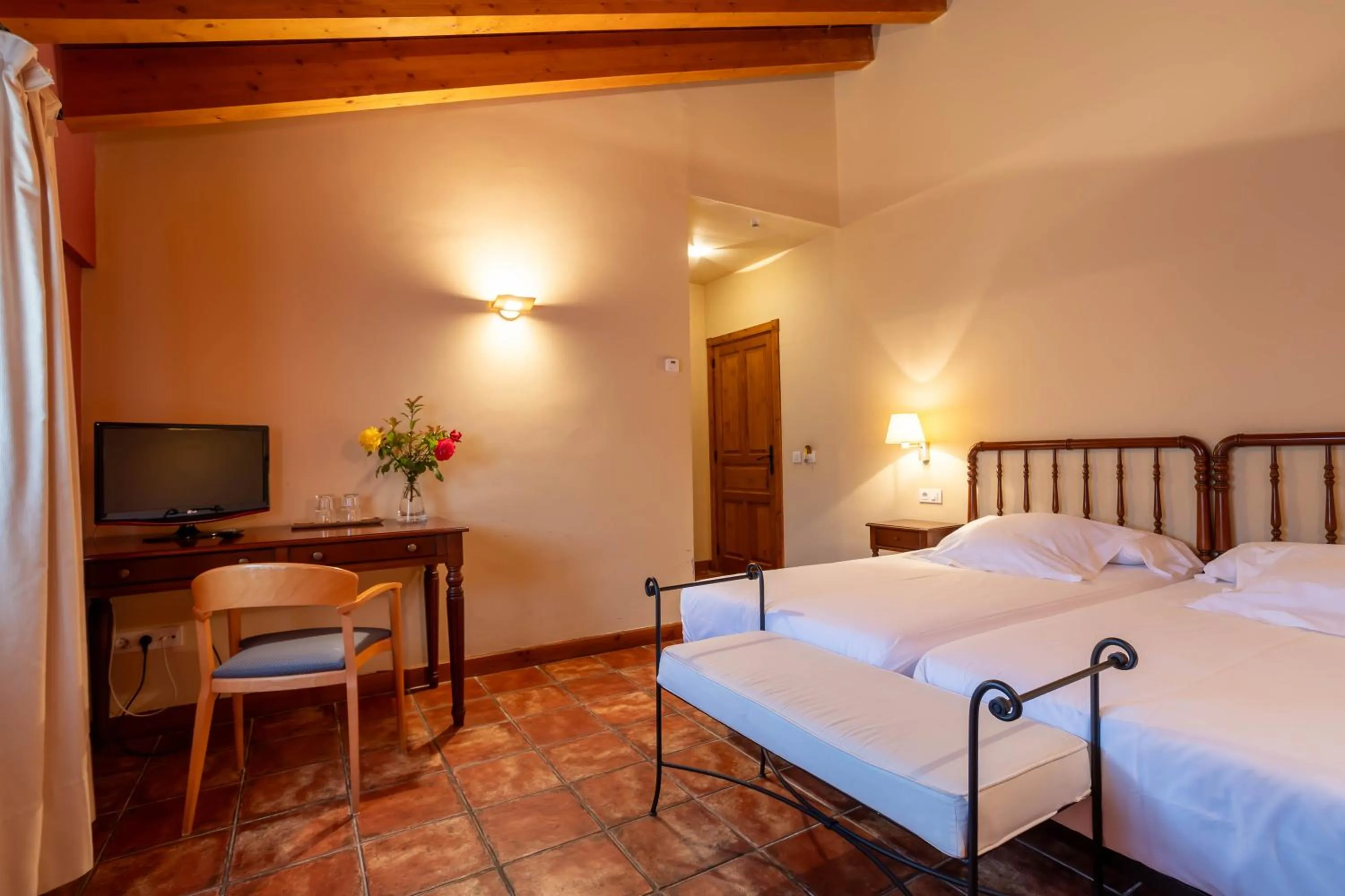 Bed in Hotel Villa de Ábalos