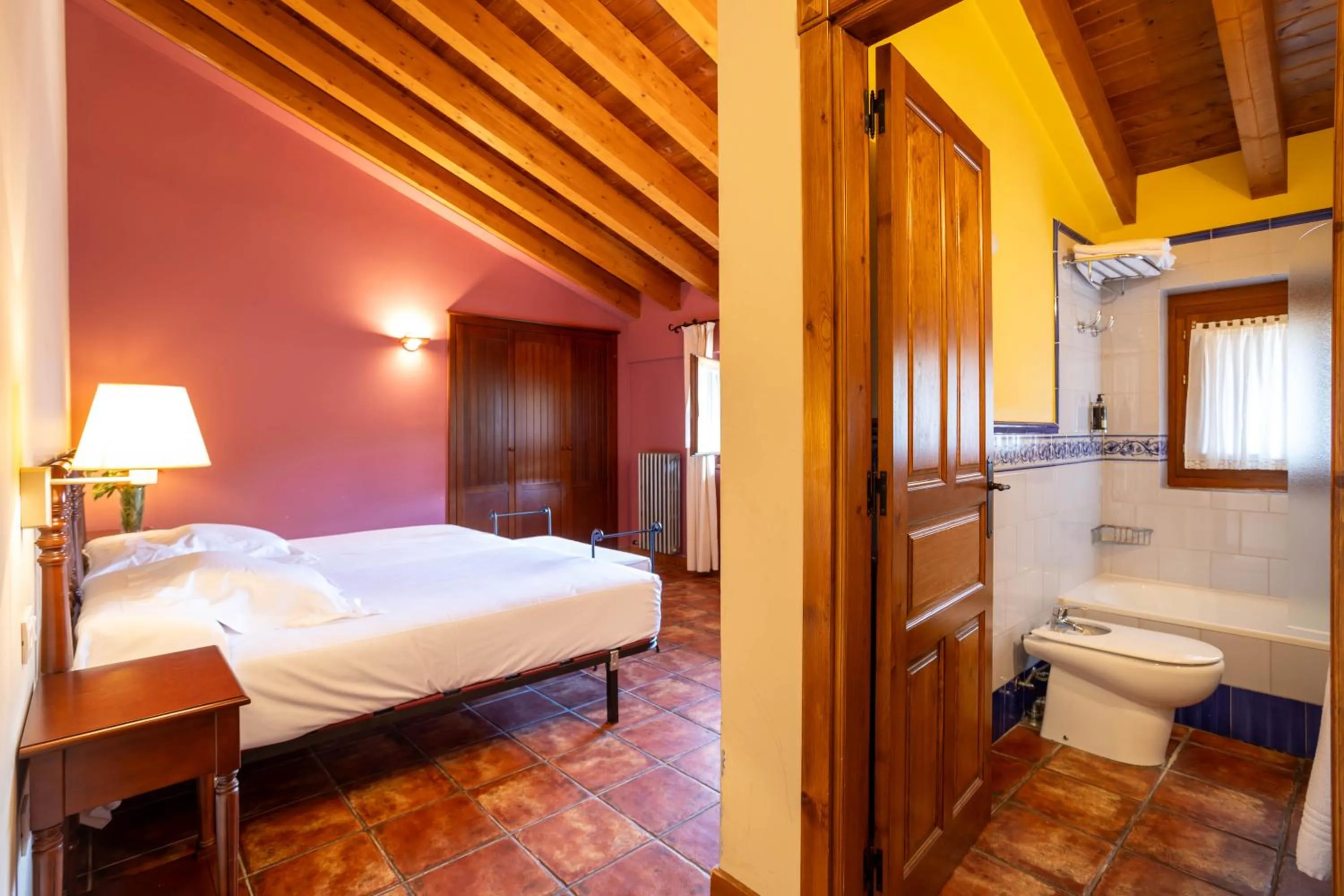 Bedroom, Bed in Hotel Villa de Ábalos