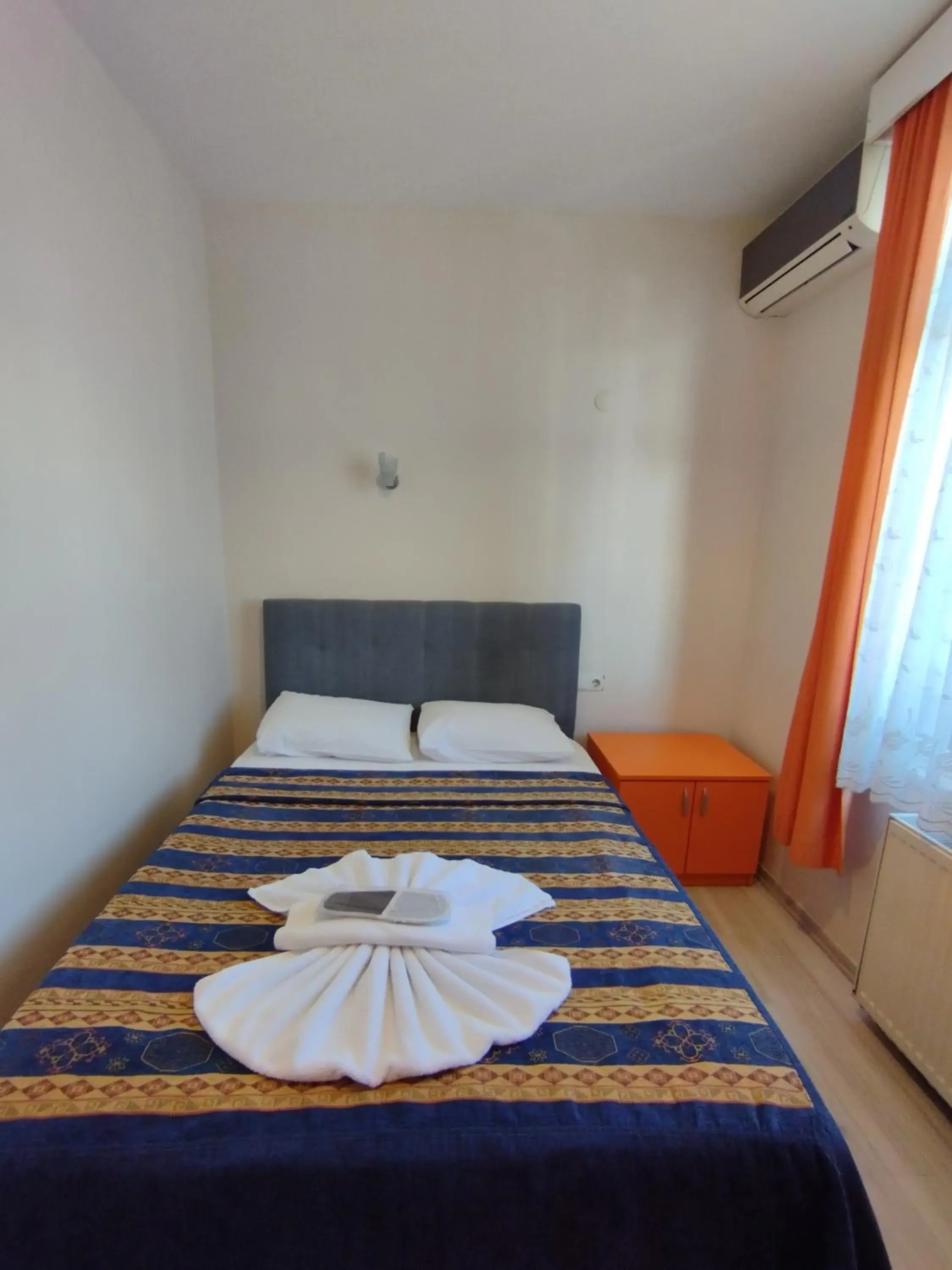 Bed in Anadolu Hotel Bed in Anadolu Hotel