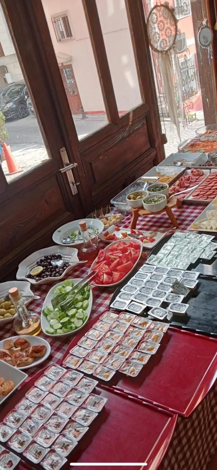 Buffet breakfast in Anadolu Hotel