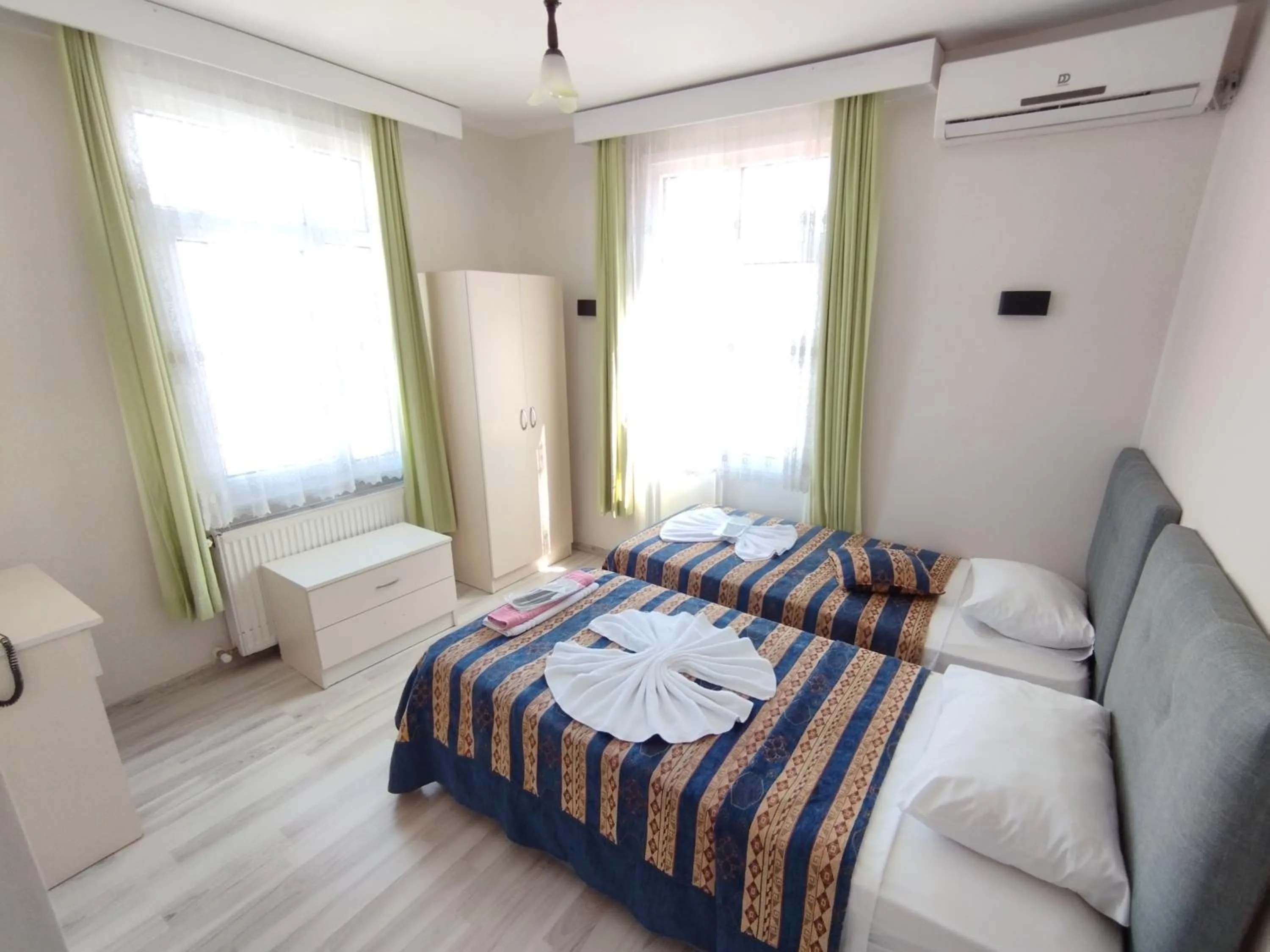 Bed in Anadolu Hotel