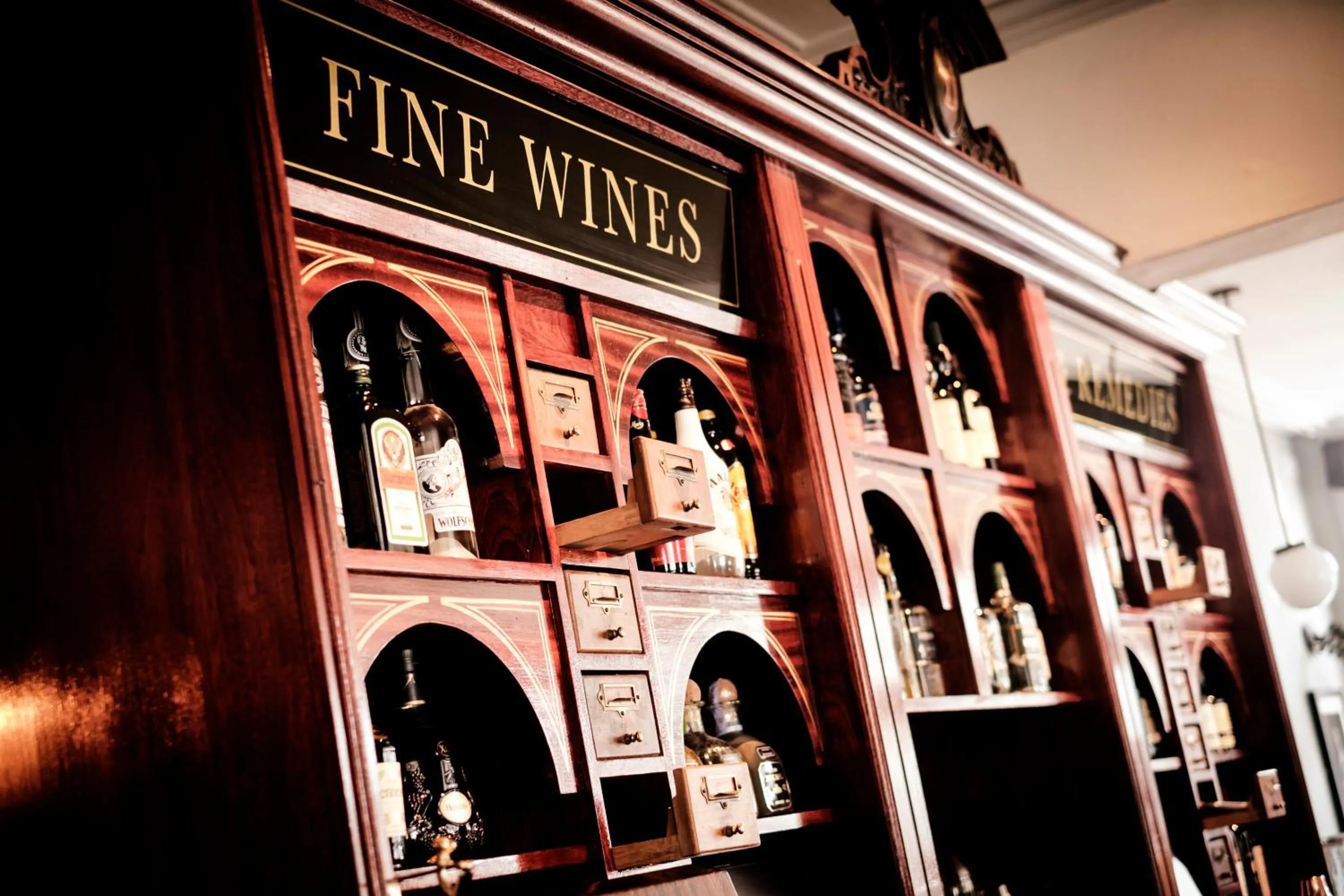 Decorative detail in The Queen's Head