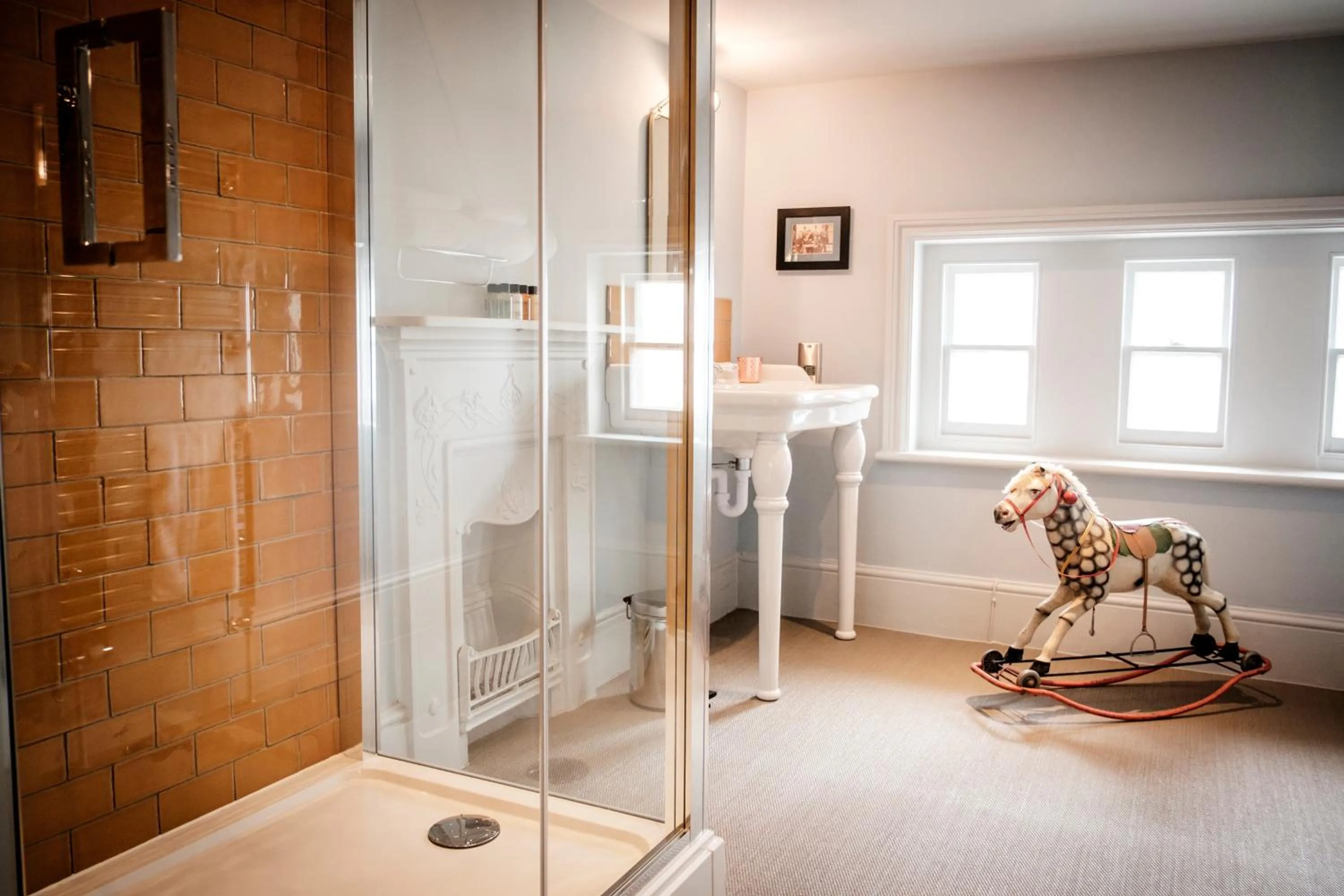 Bathroom in The Queen's Head