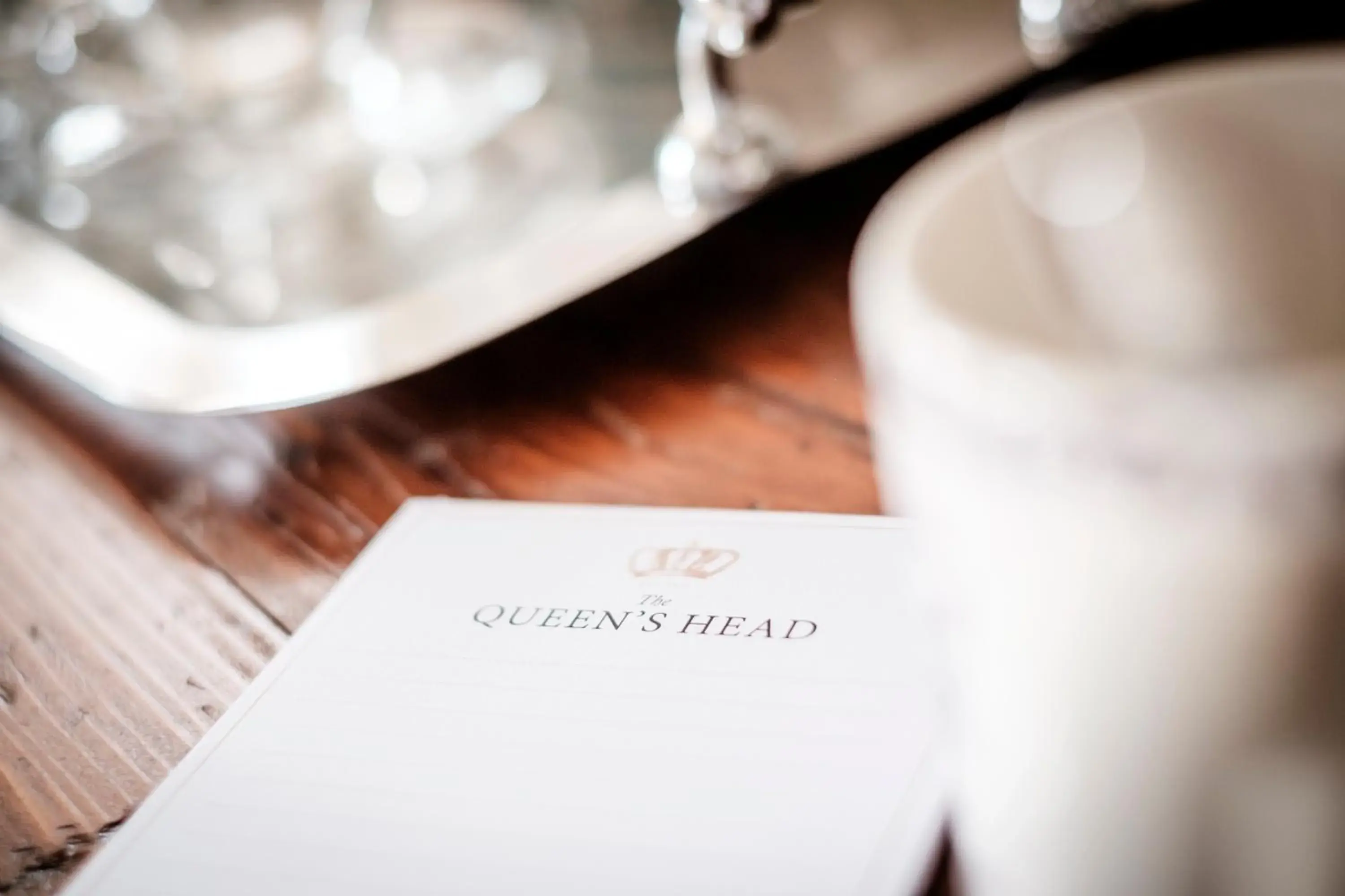 Deluxe King/Twin Room in The Queen's Head Deluxe King/Twin Room in The Queen's Head