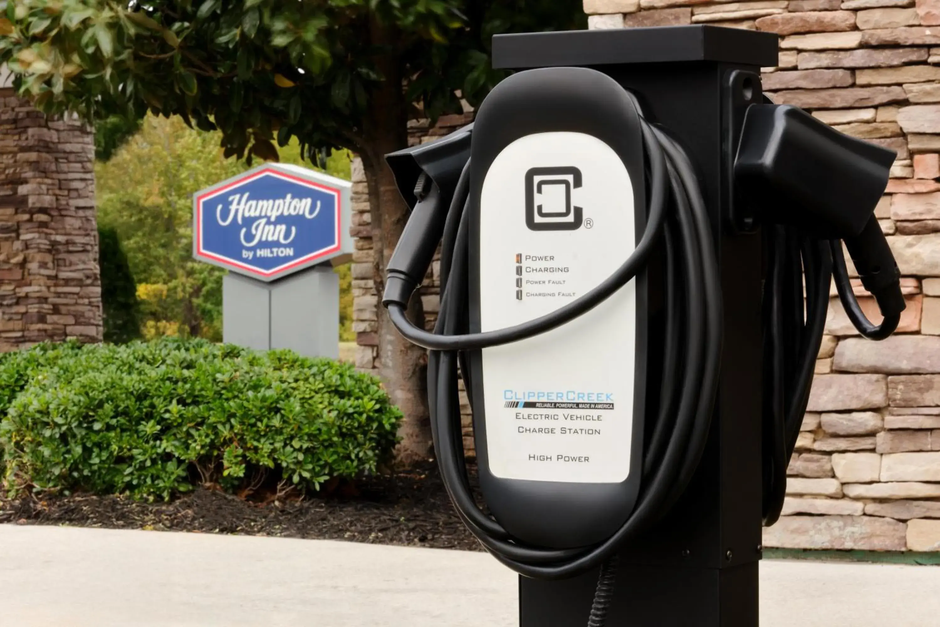 Property building in Hampton Inn Waynesboro Property building in Hampton Inn Waynesboro