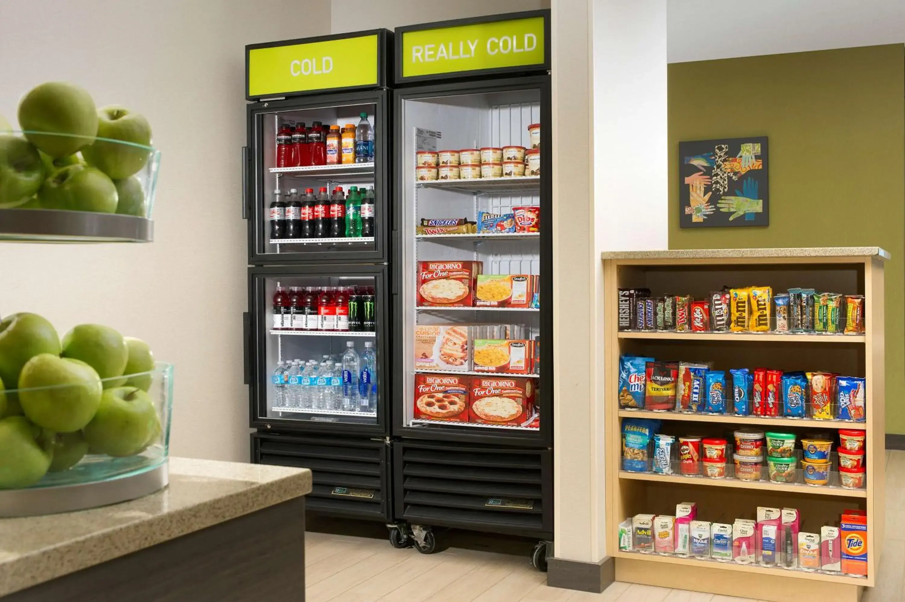 Restaurant/places to eat in Home2 Suites by Hilton Arundel Mills BWI Airport Restaurant/places to eat in Home2 Suites by Hilton Arundel Mills BWI Airport