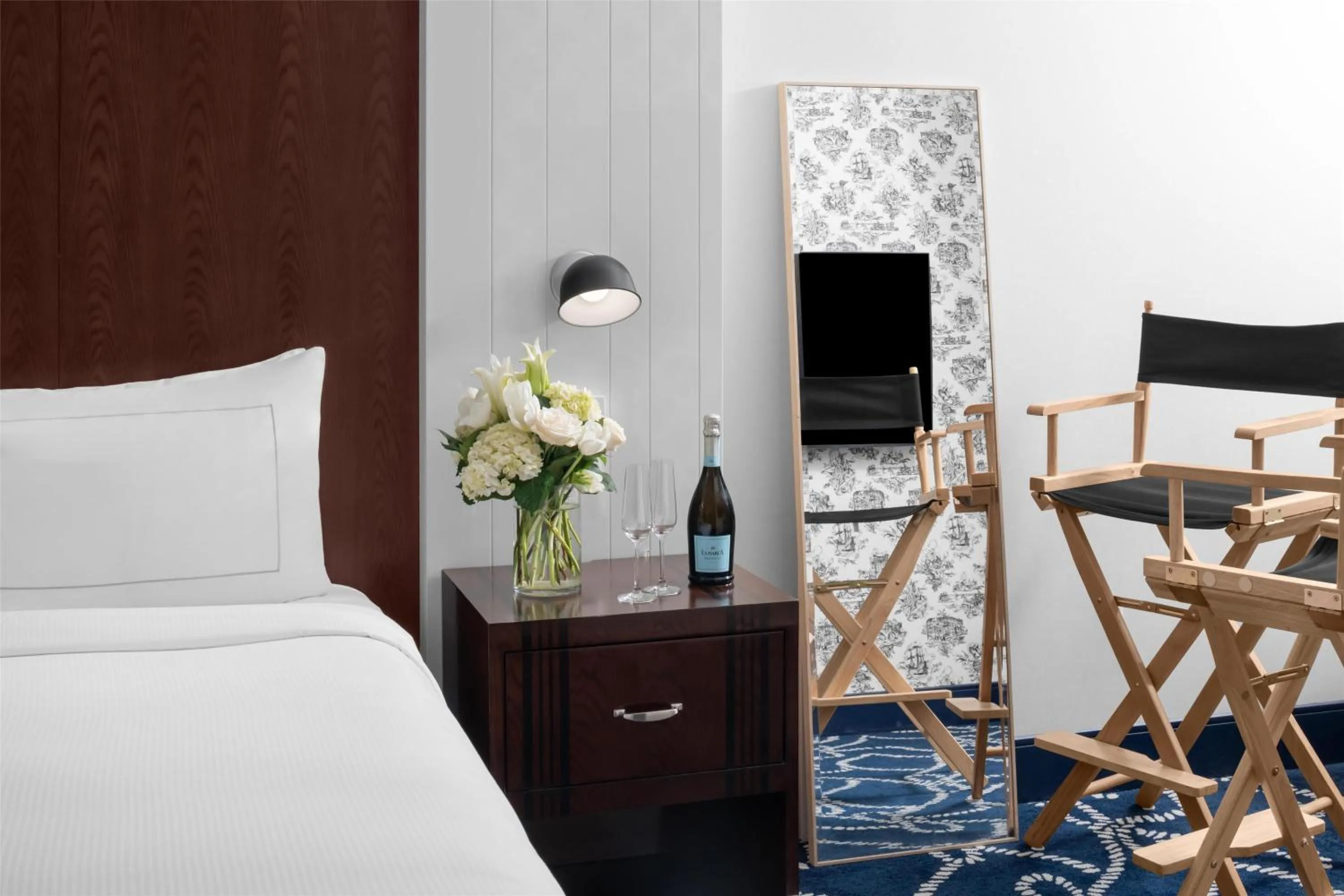 Bed in Hilton Brooklyn New York - Newly Renovated
